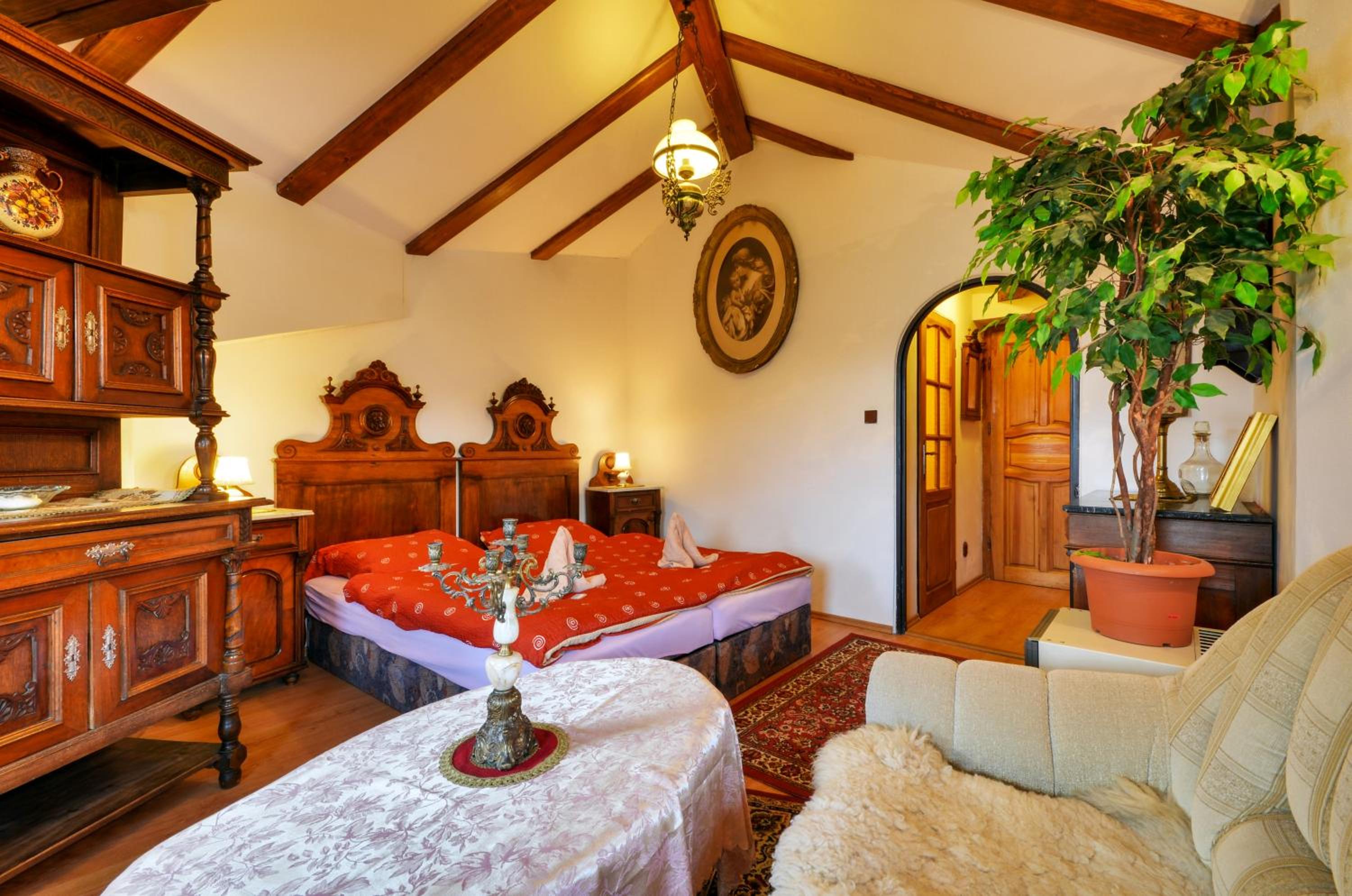 Double Room - Attic photo 2