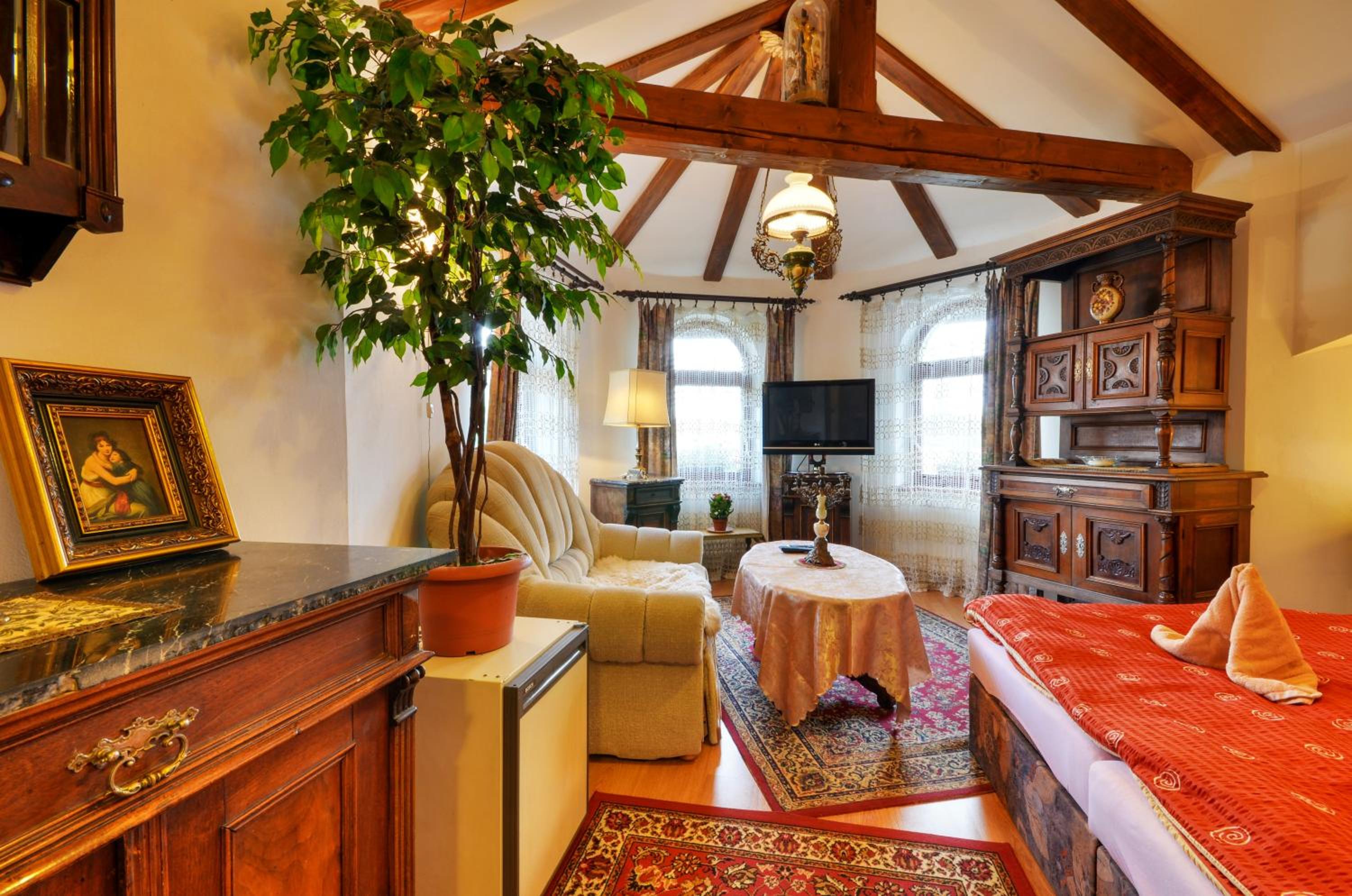Double Room - Attic photo 1