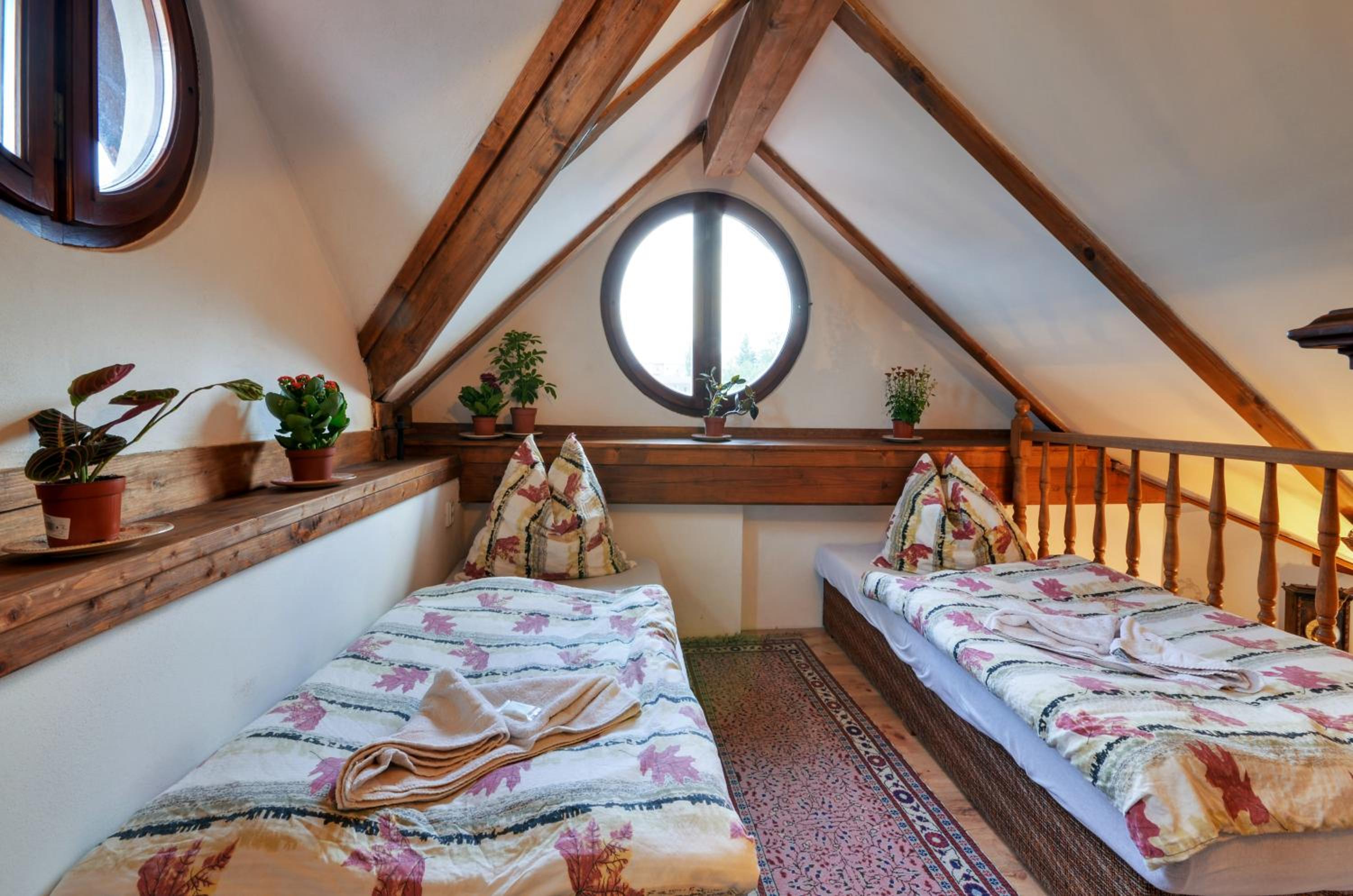 Two-Bedroom Loft Apartment photo 2
