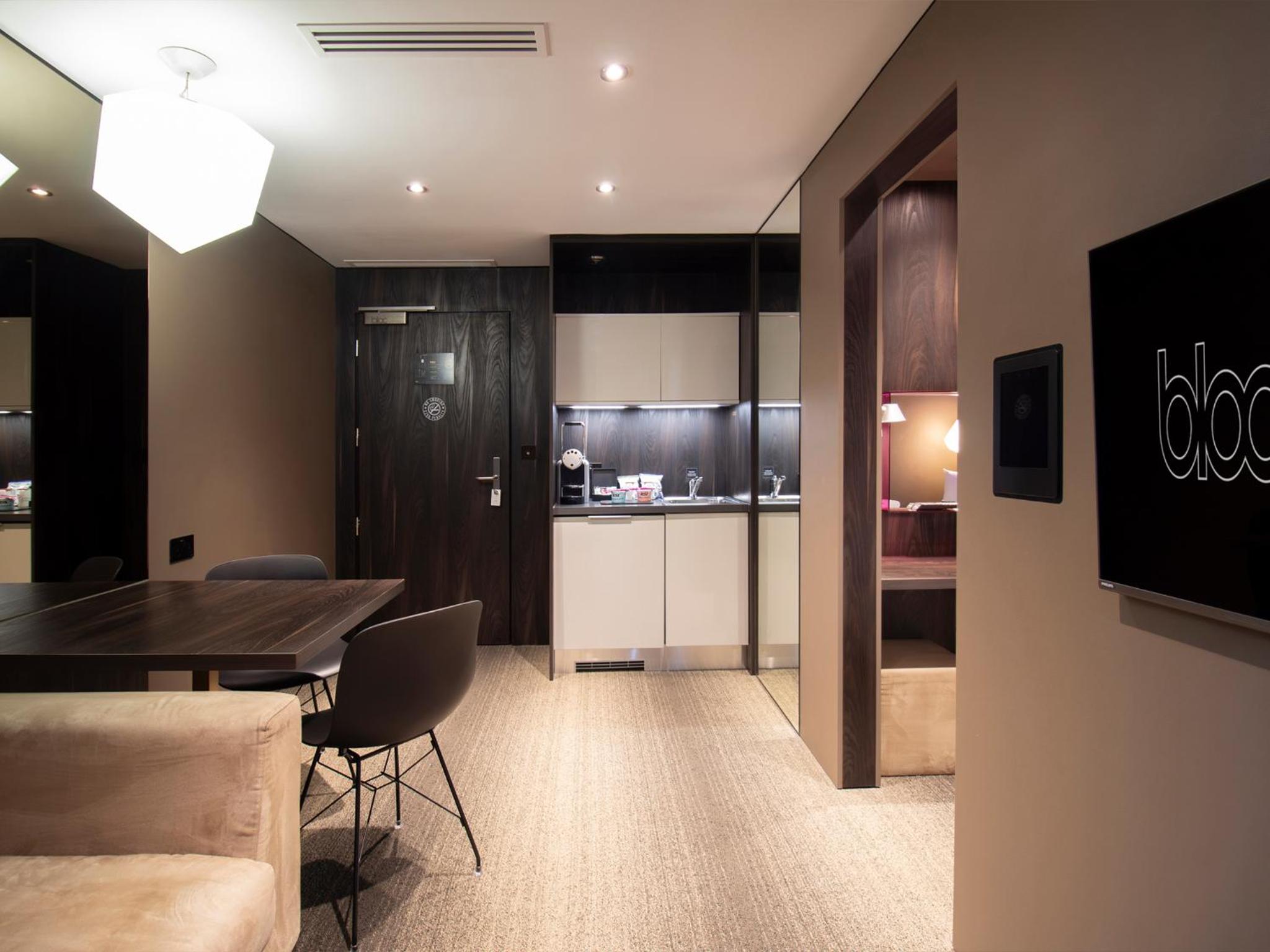 Apartment photo 3