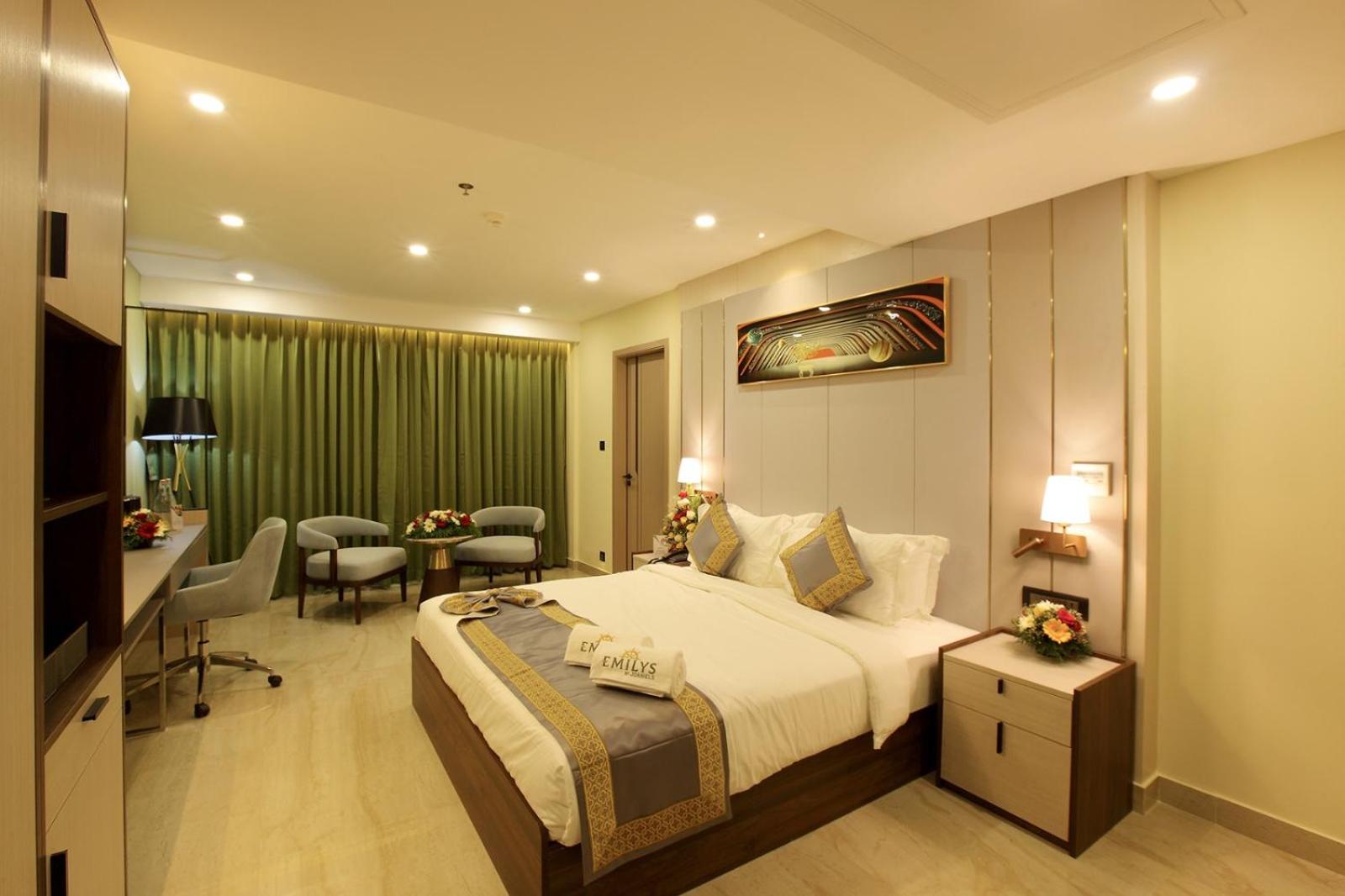 Deluxe King Room