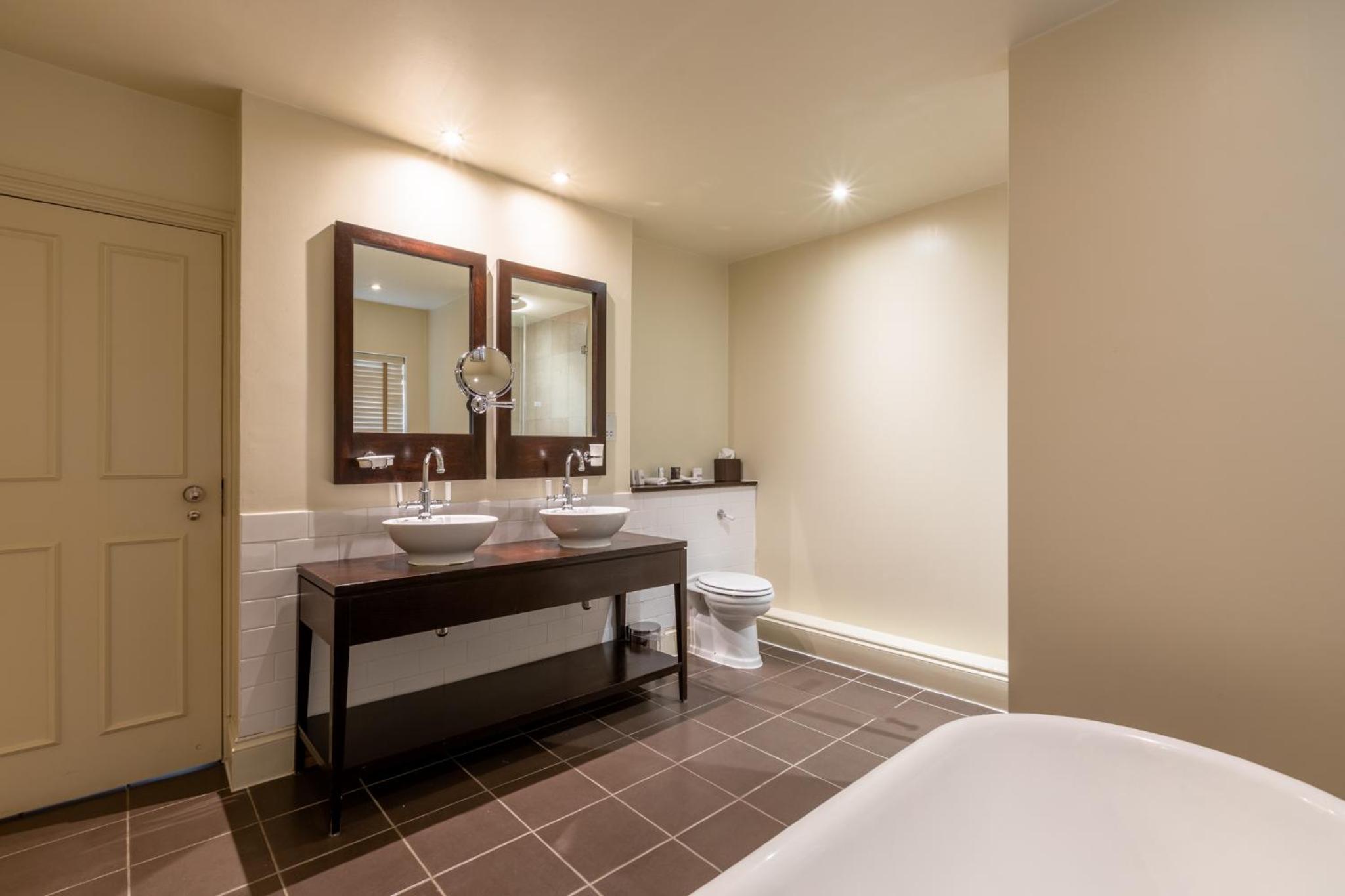 Deluxe Double Room - Photo 5