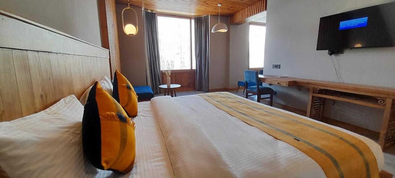 Superior King Room - Photo 4