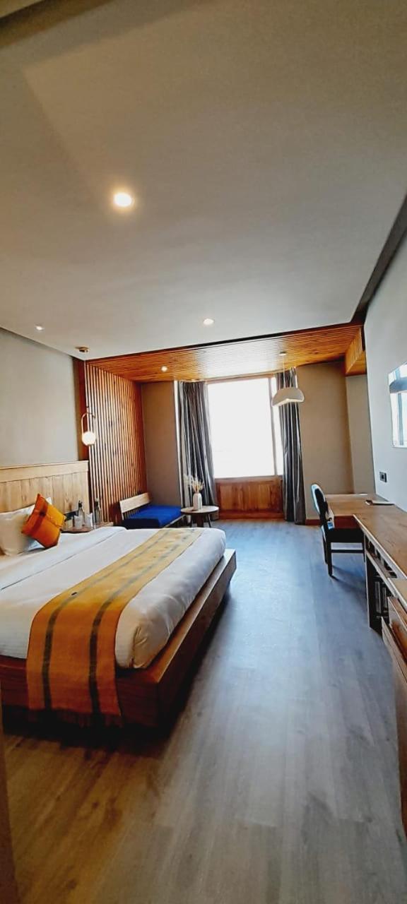 Superior King Room - Photo 6