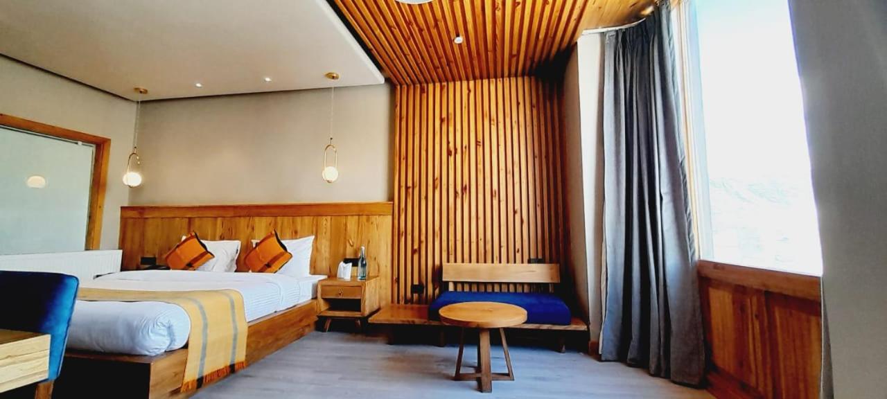 Superior King Room - Photo 10