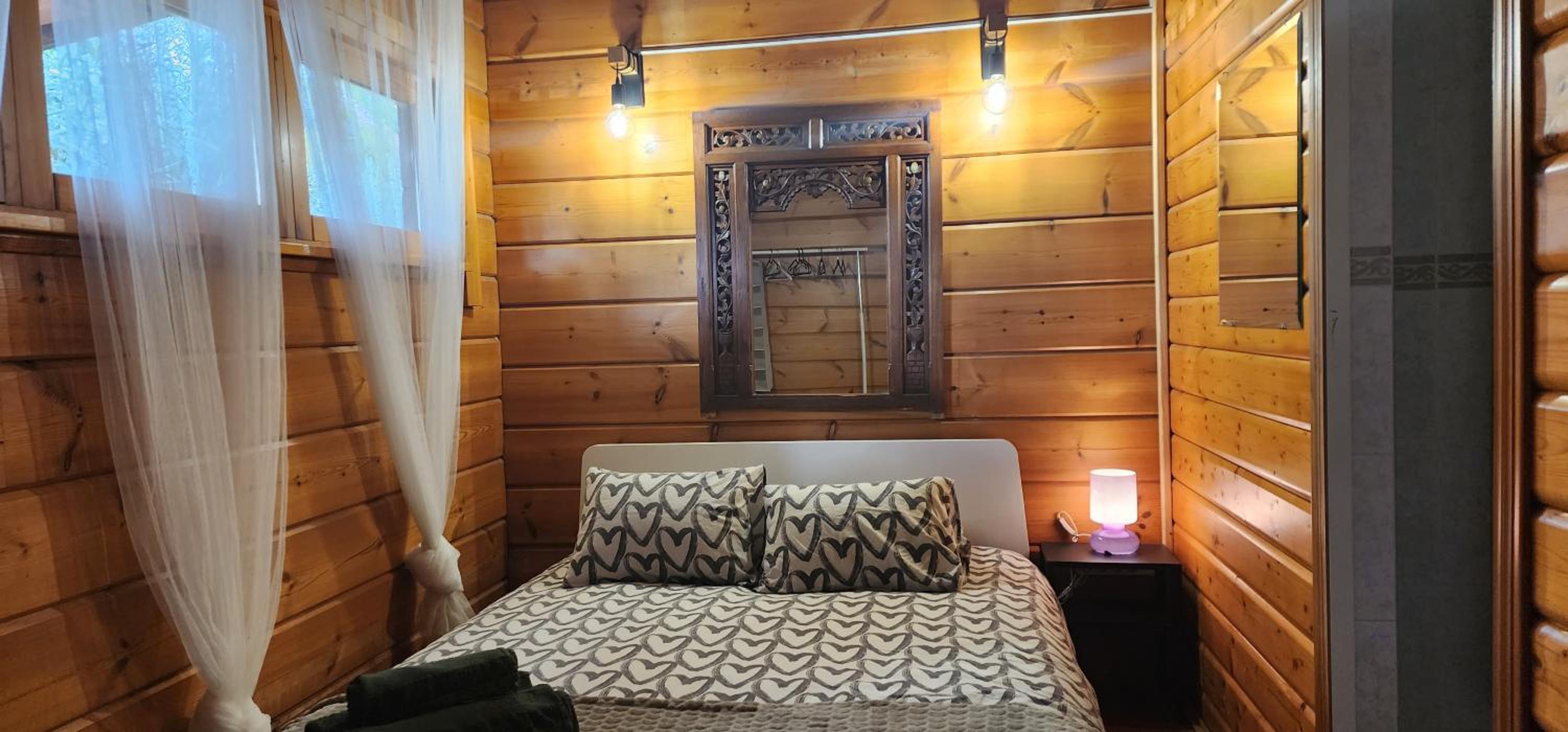 Cabaña con Vista al Jardín