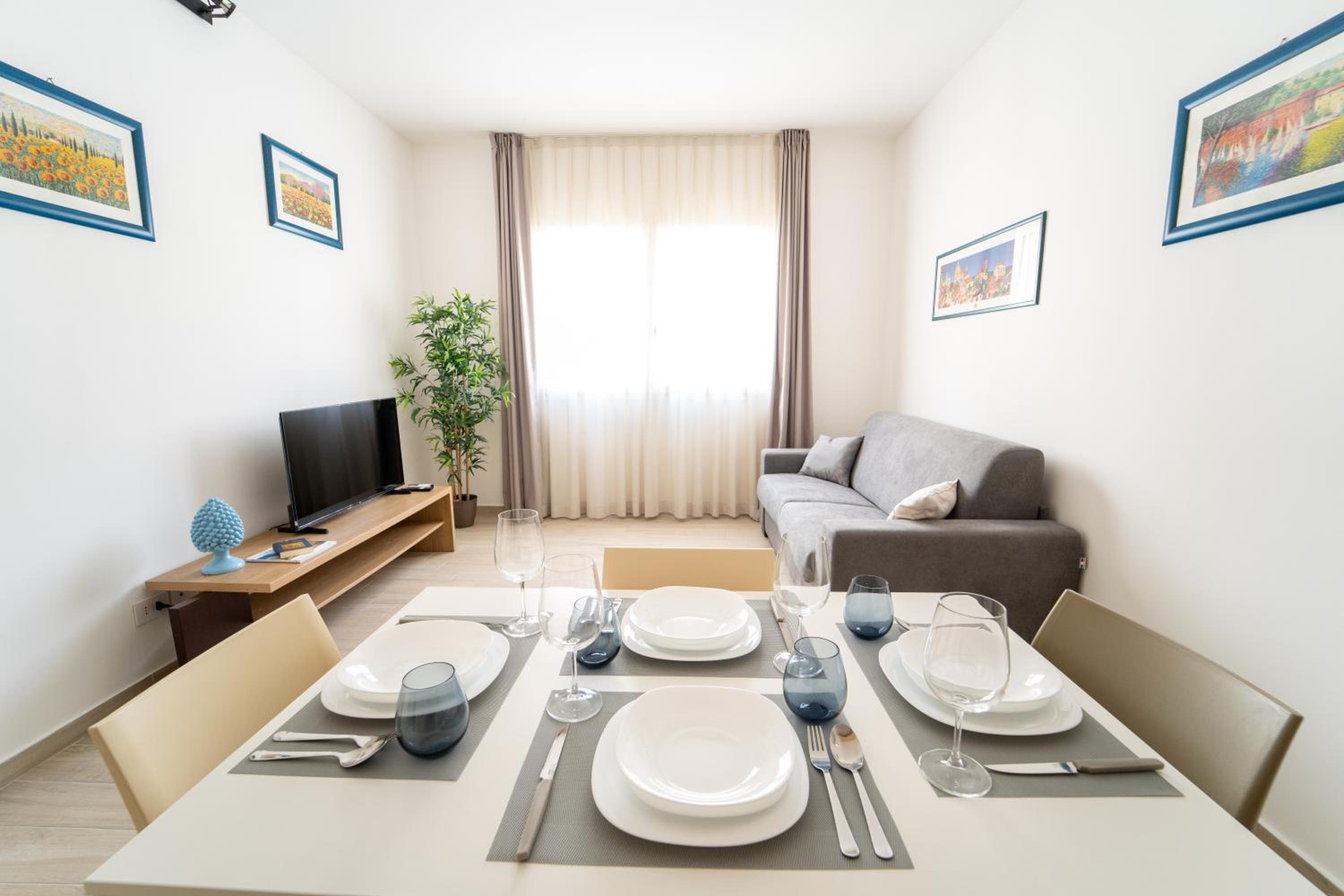 One-Bedroom Apartment