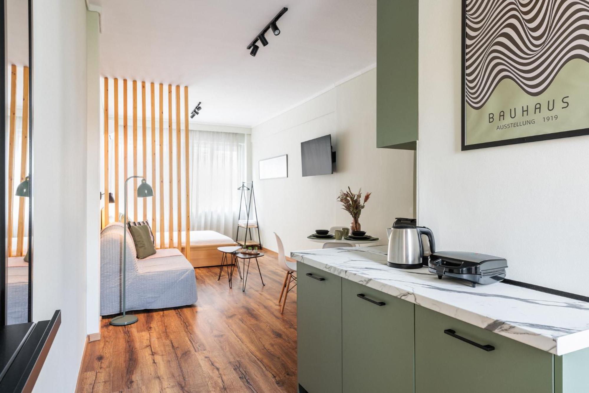 One-Bedroom Apartment