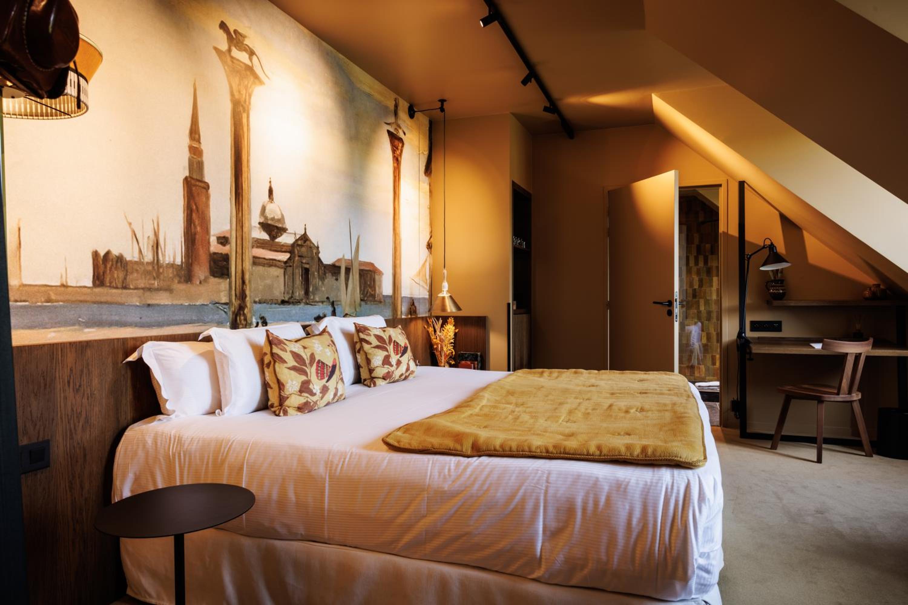 Esquisse Room - Photo 4