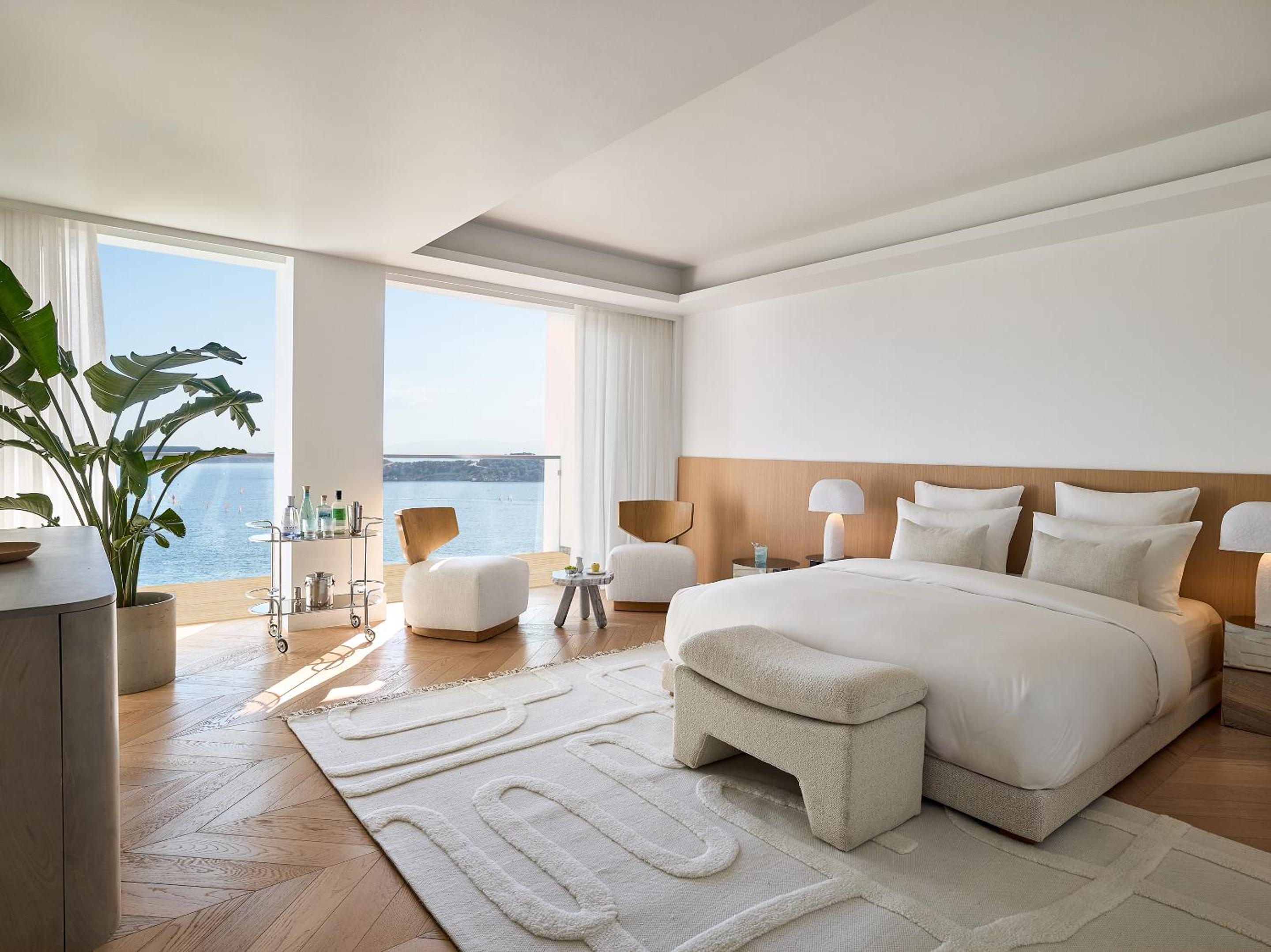 Club Deluxe Room