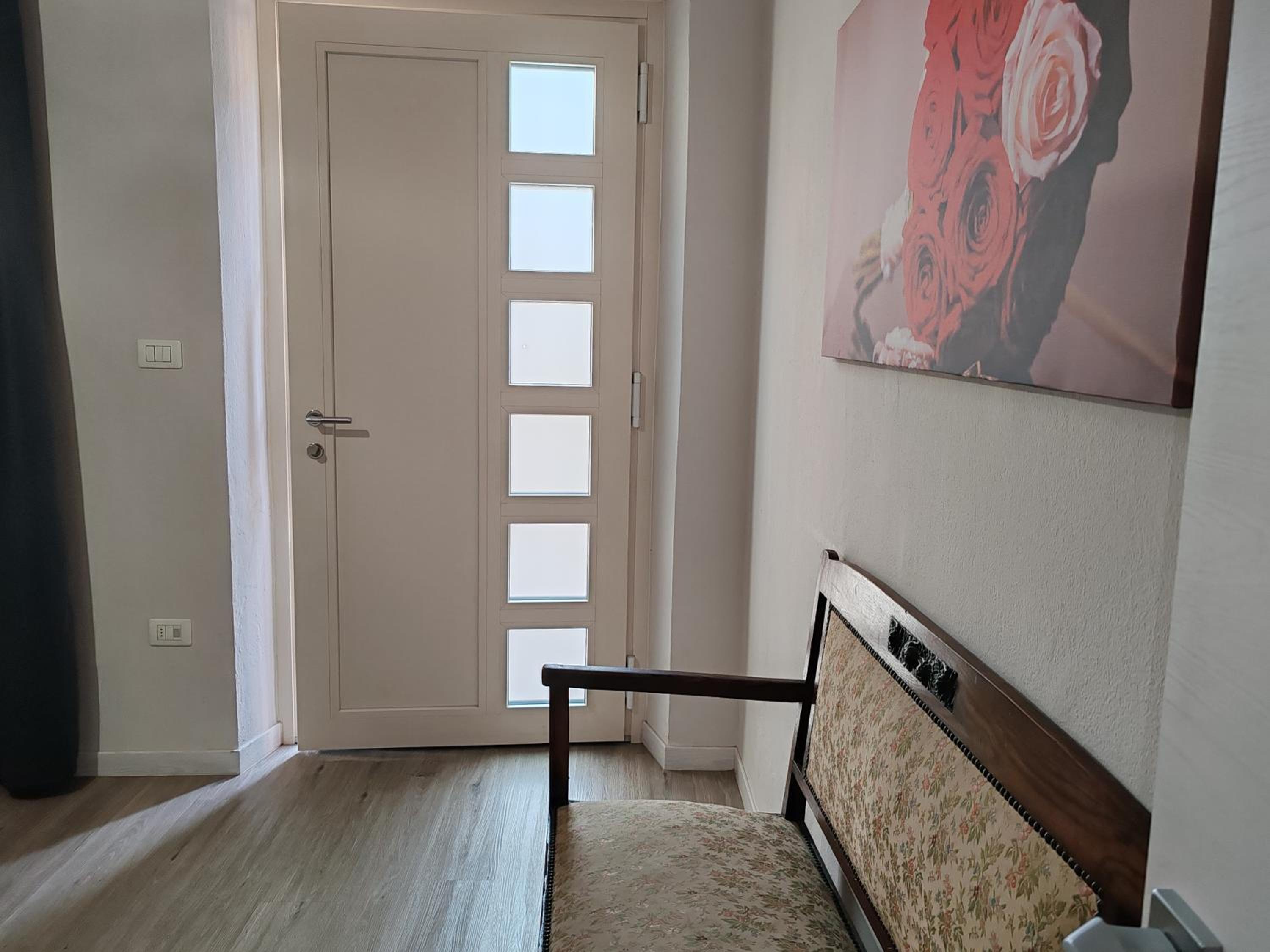 One-Bedroom Apartment with Garden