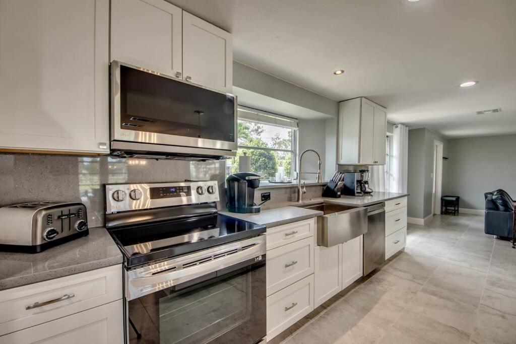 Three-Bedroom Villa photo 2