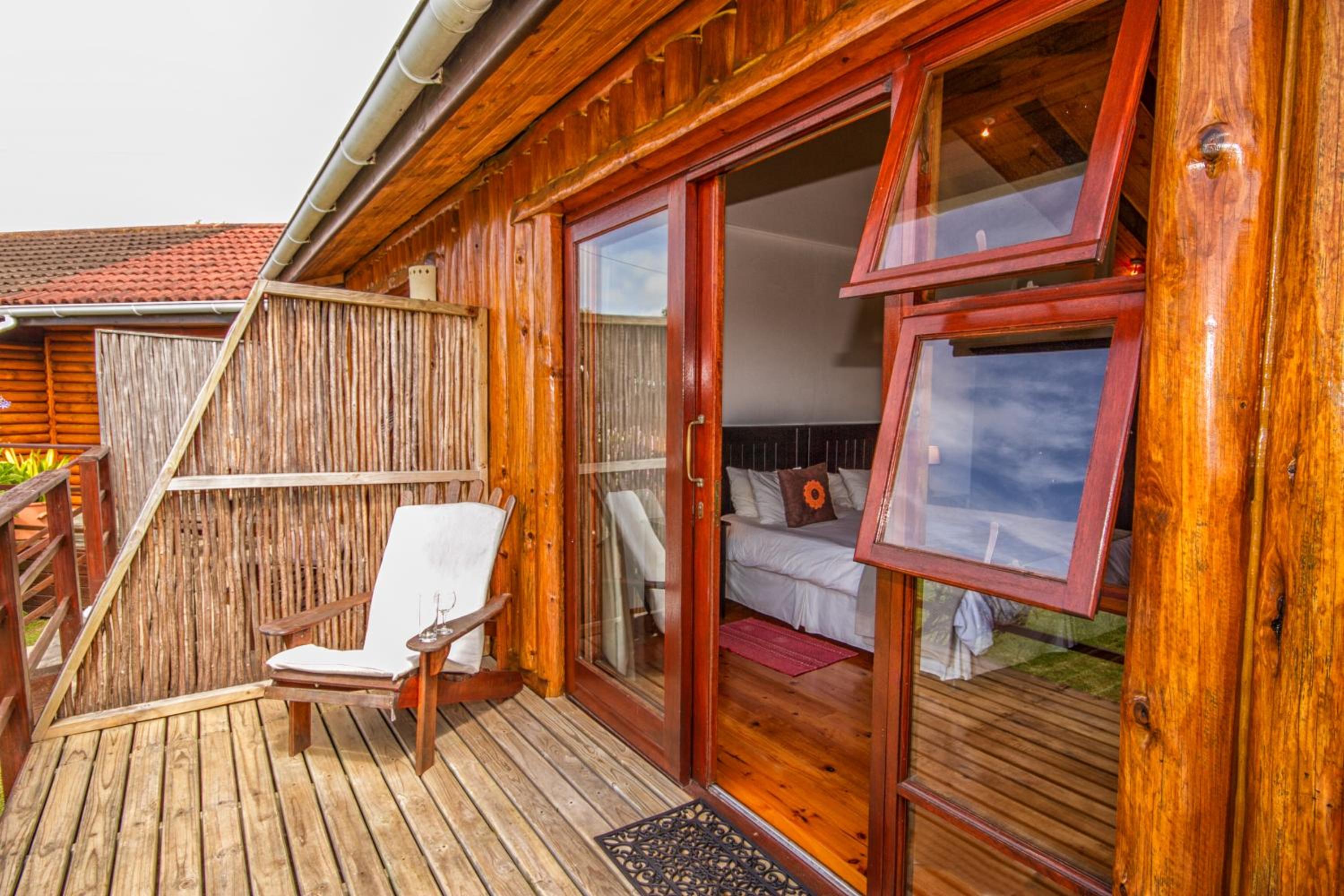 Double or Twin Room with Balcony photo 3