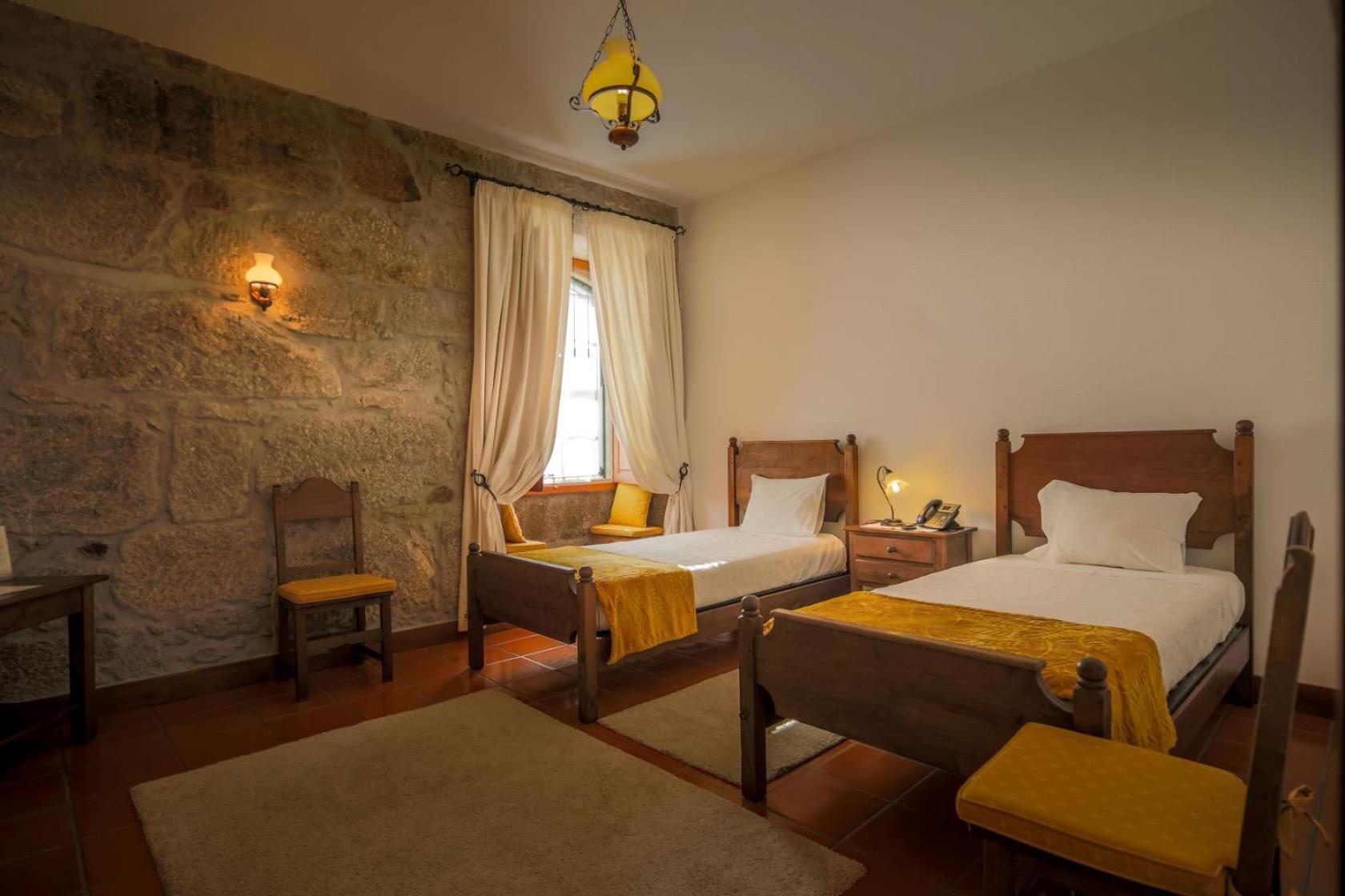 Double or Twin Room photo 2
