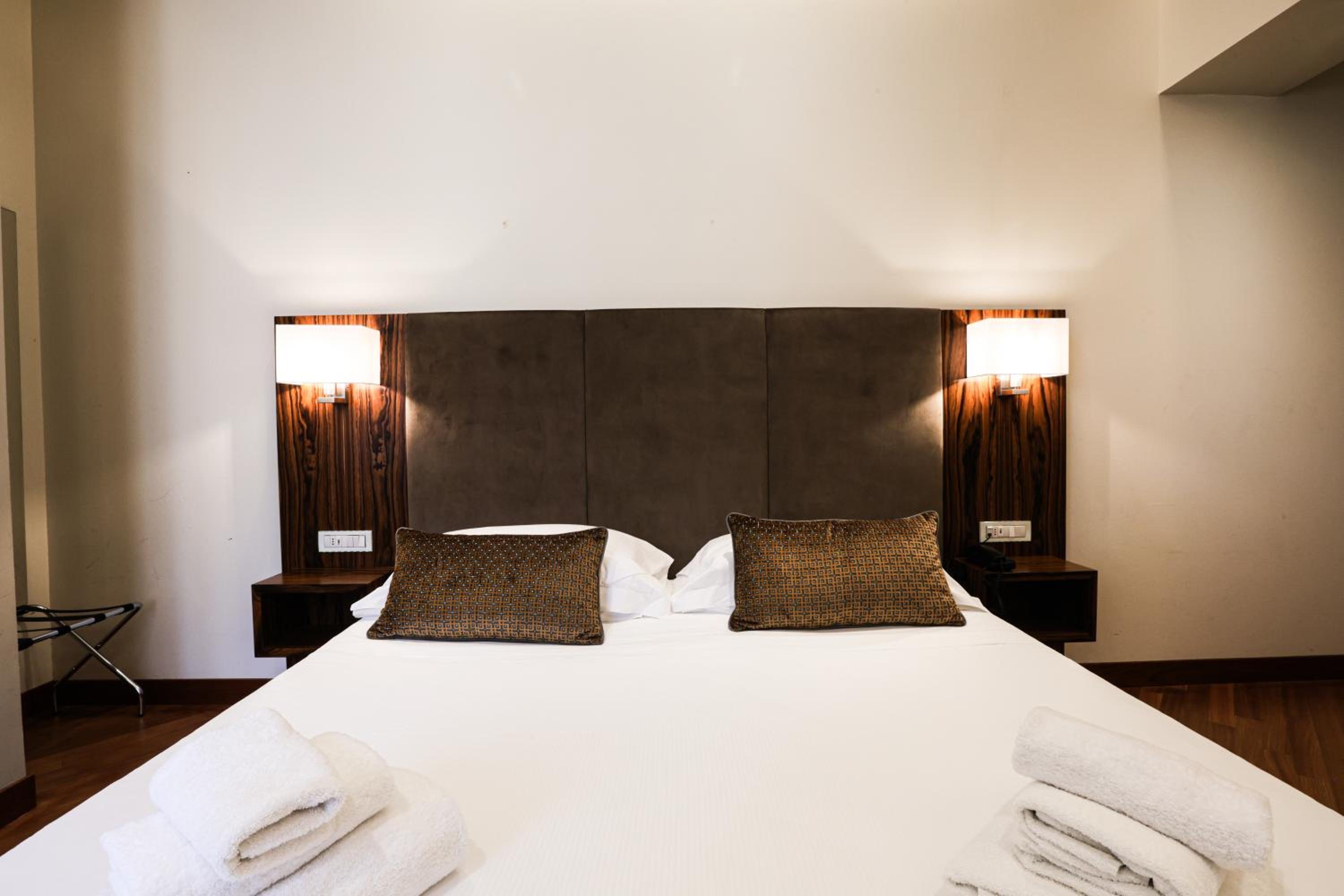 Superior Double or Twin Room photo 1