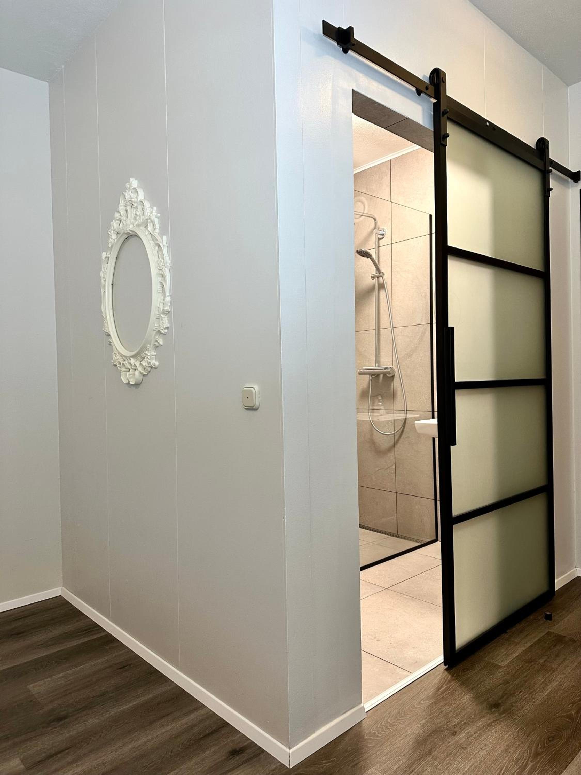 Double or Twin Room with Private Bathroom photo 3
