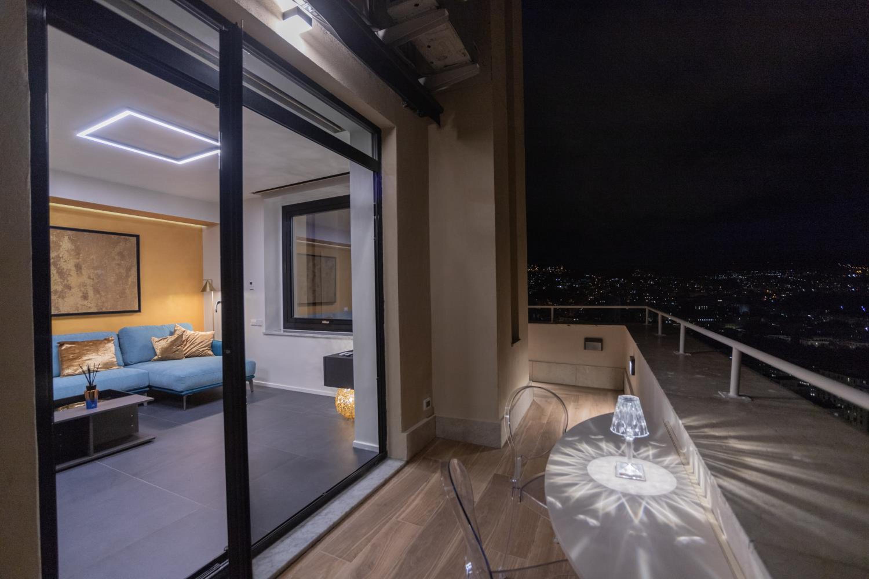 Two-Bedroom Apartment with Sea View photo 3