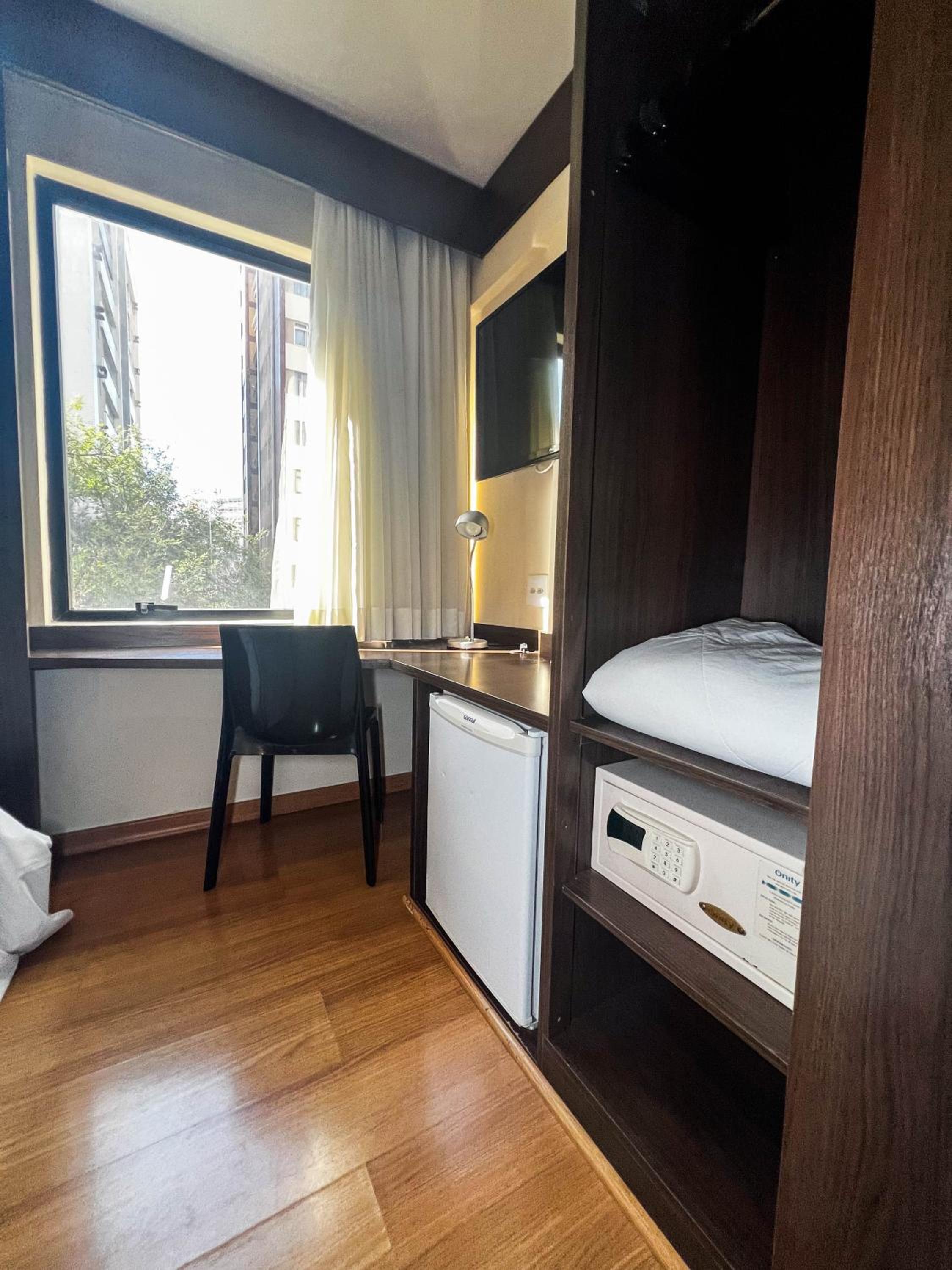 Available room