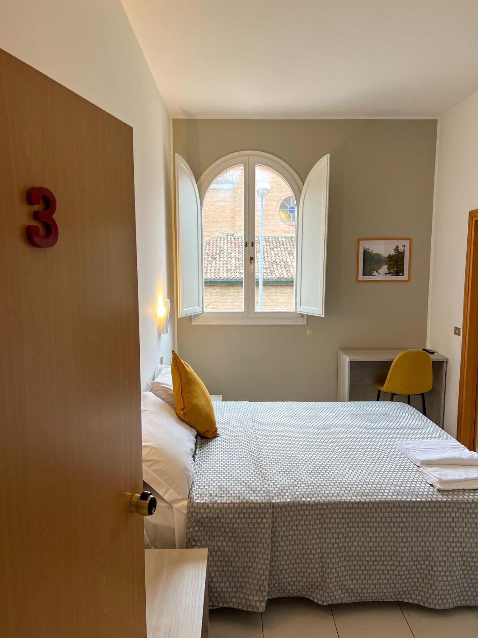 Single Room with Private Bathroom