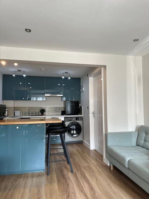 One-Bedroom House photo 2