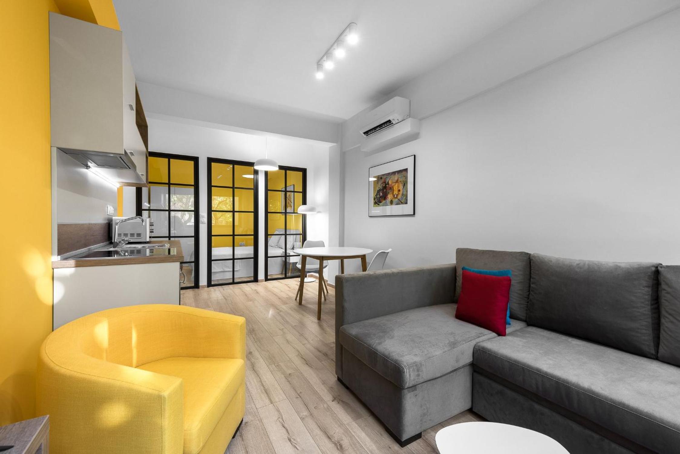 One-Bedroom Apartment