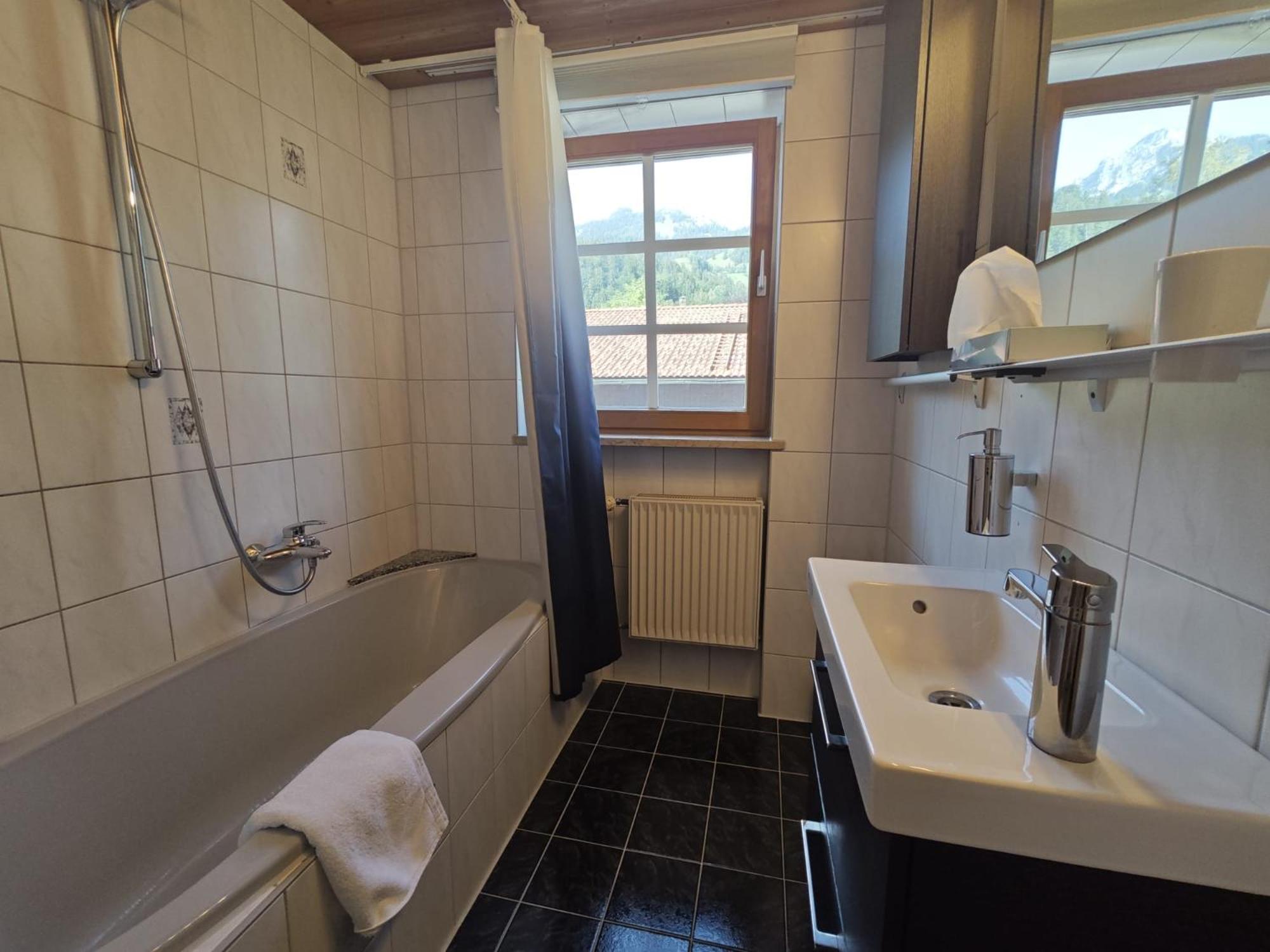 Two-Bedroom Suite photo 3