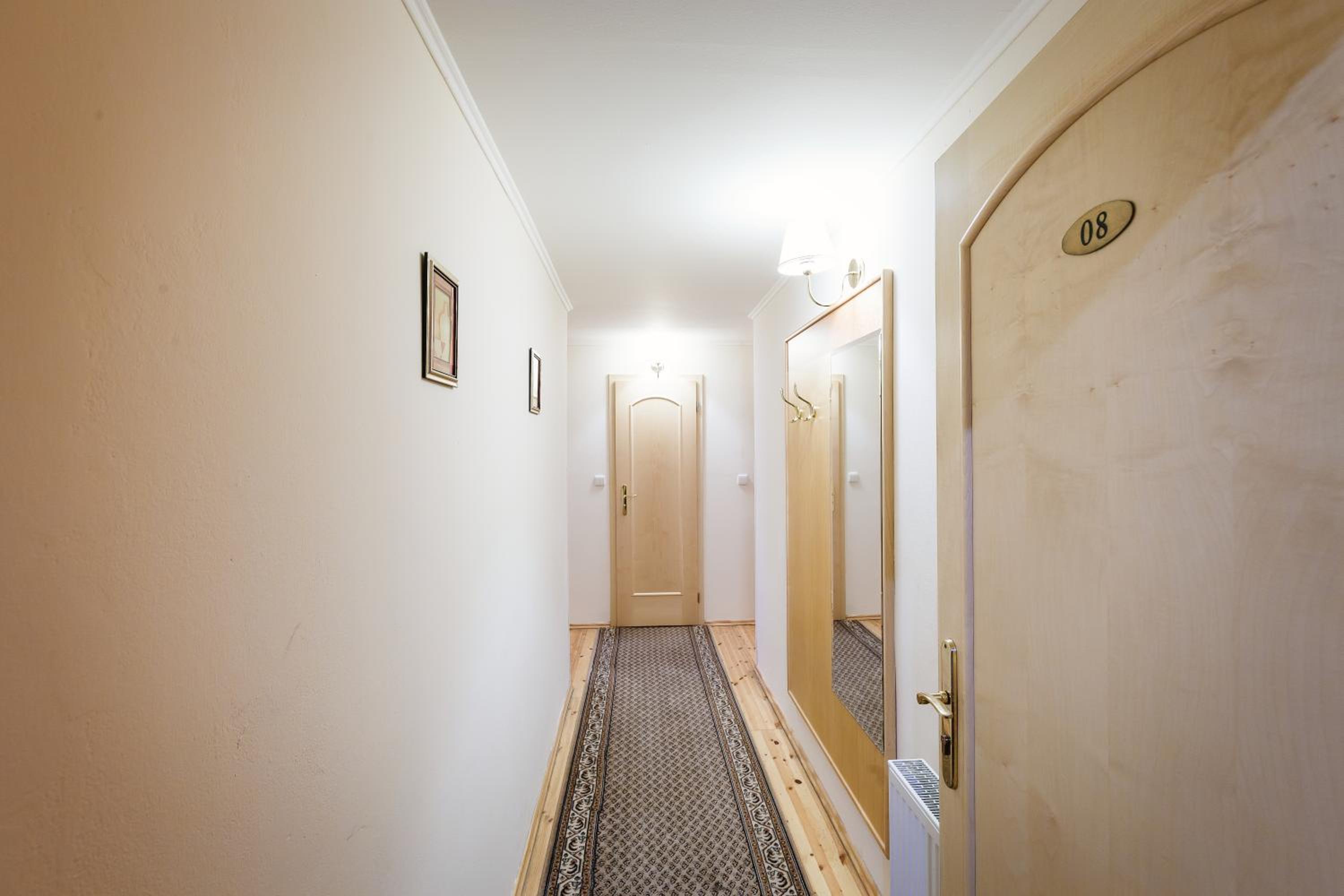 Suite - Photo 4