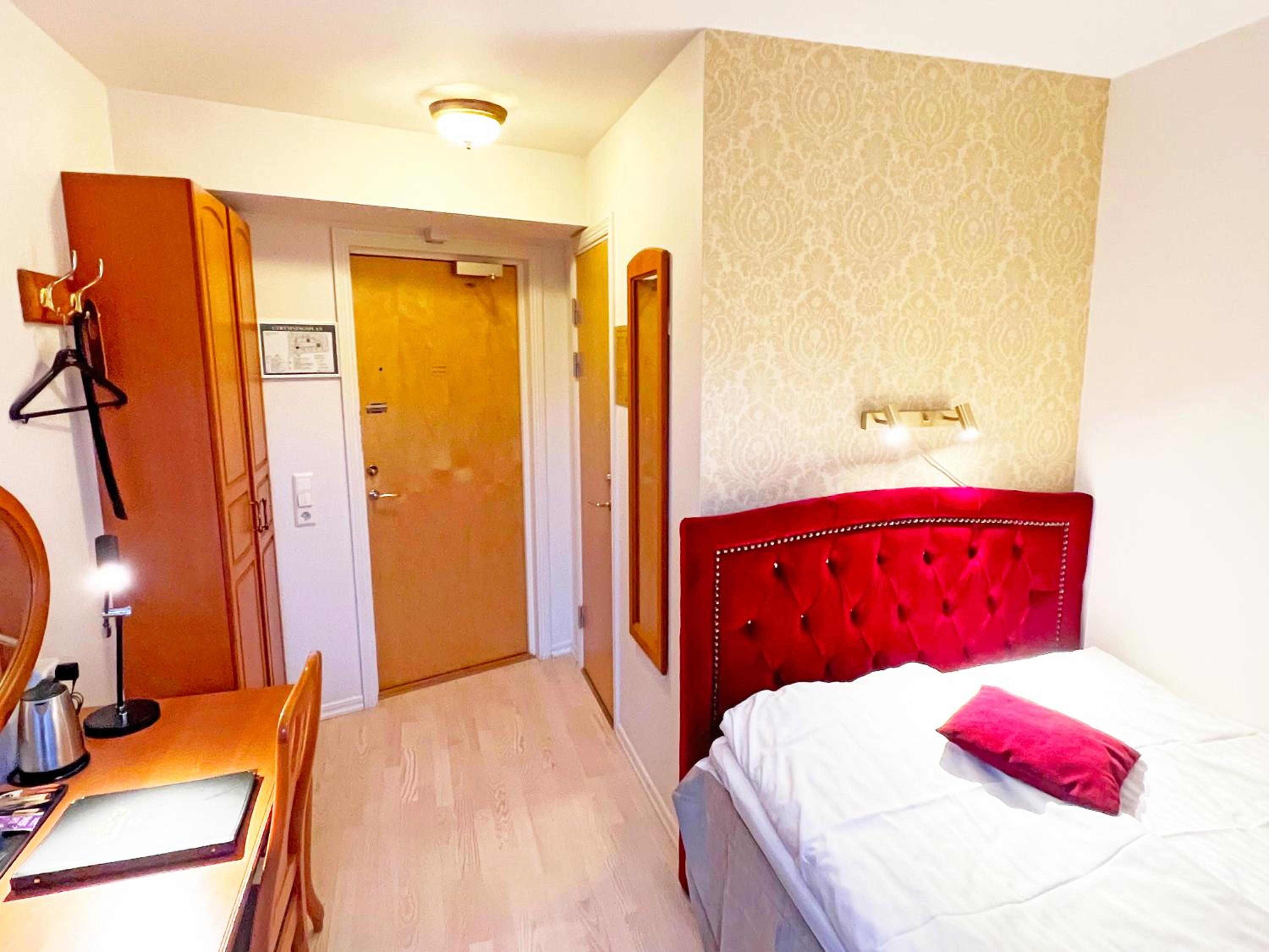 Economy Double Room - Photo 1