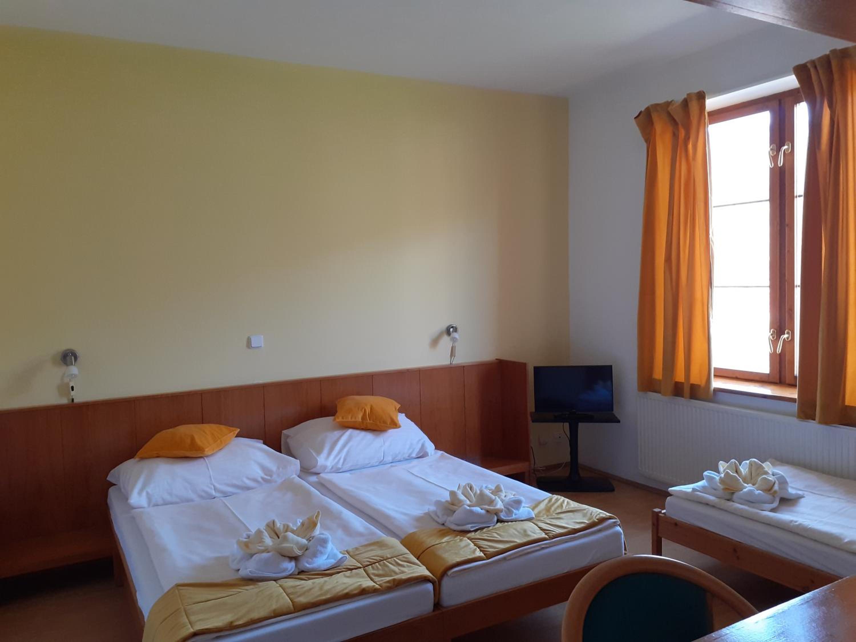 Triple Room - Photo 3