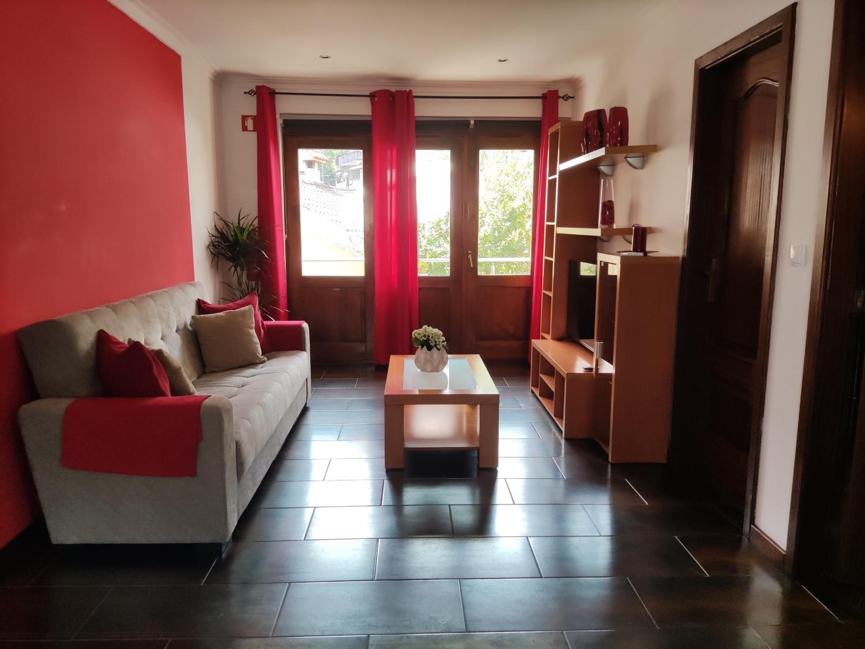 One-Bedroom House photo 1