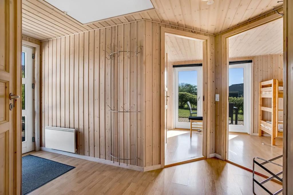 Four-Bedroom Vacation Home photo 1