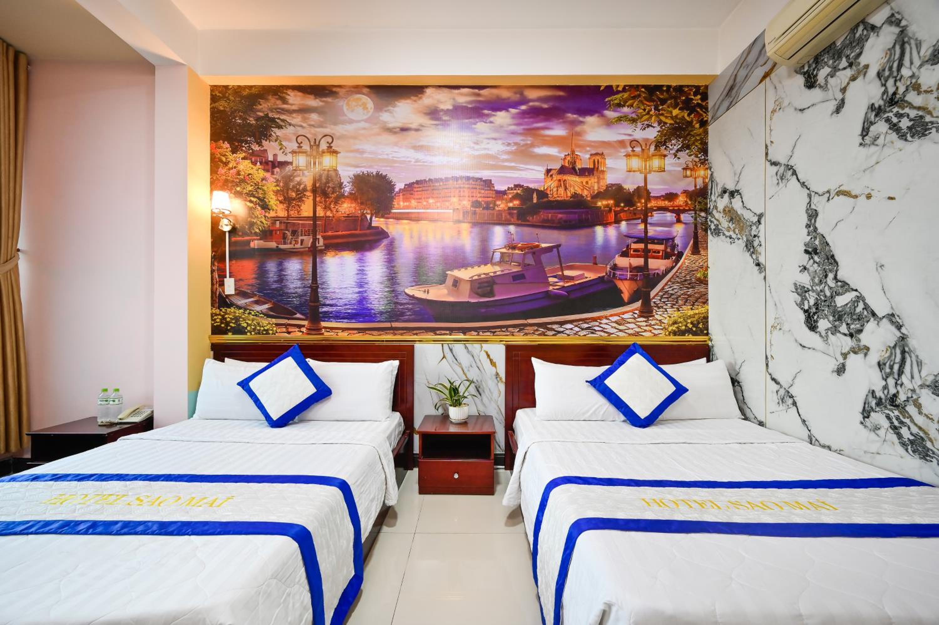 Superior Double Room With Two Double Beds photo 2