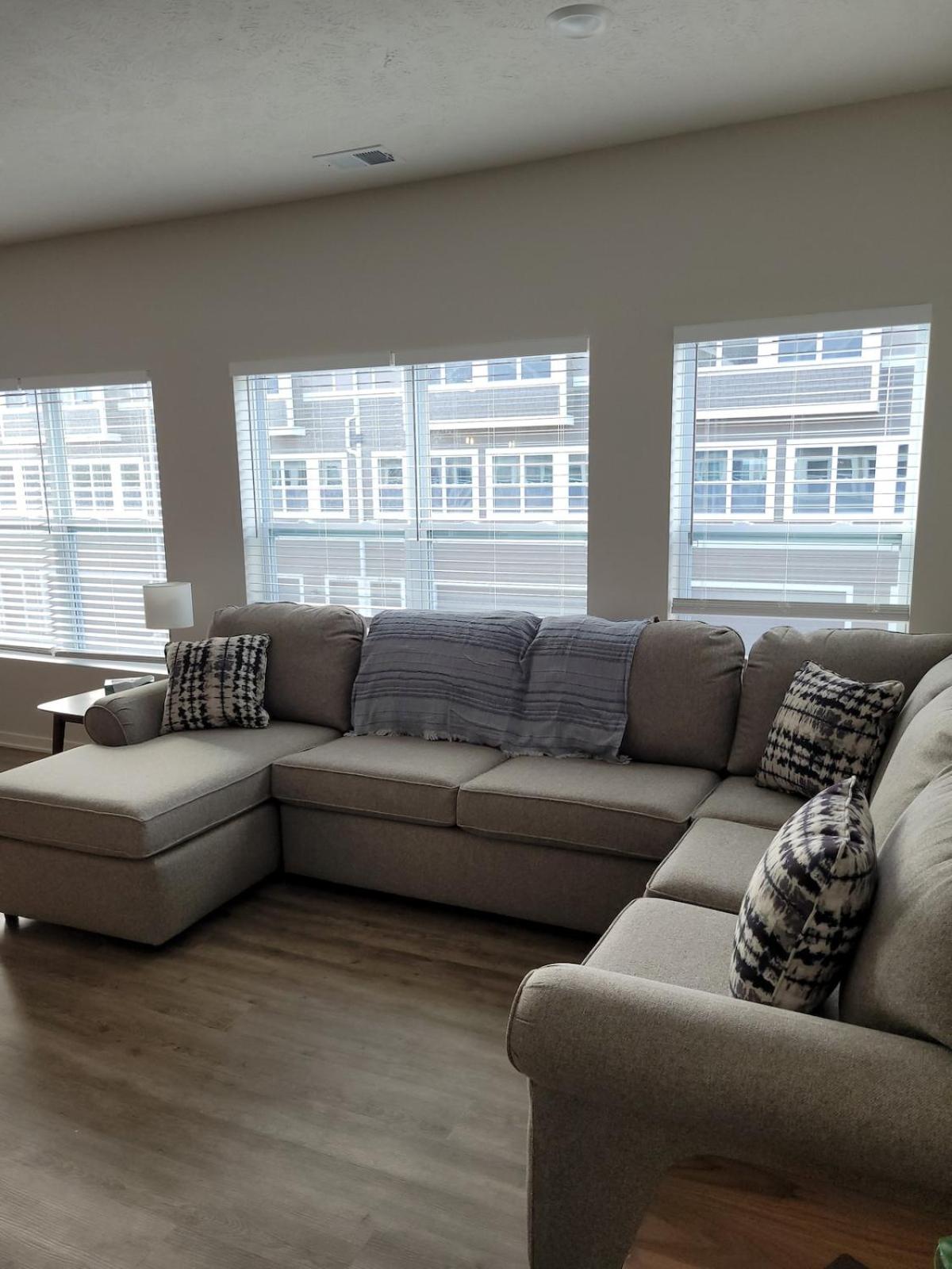 Apartment photo 2