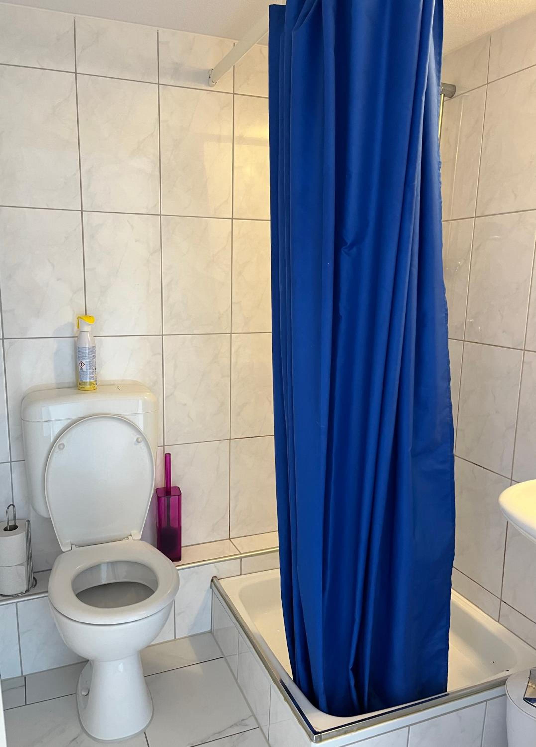 Double Room with Balcony - Photo 3