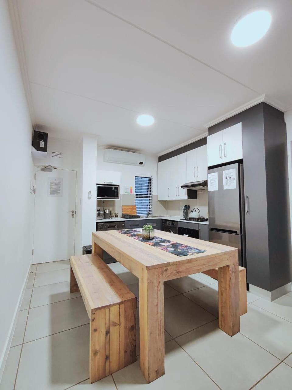 Three-Bedroom Apartment - Photo 15