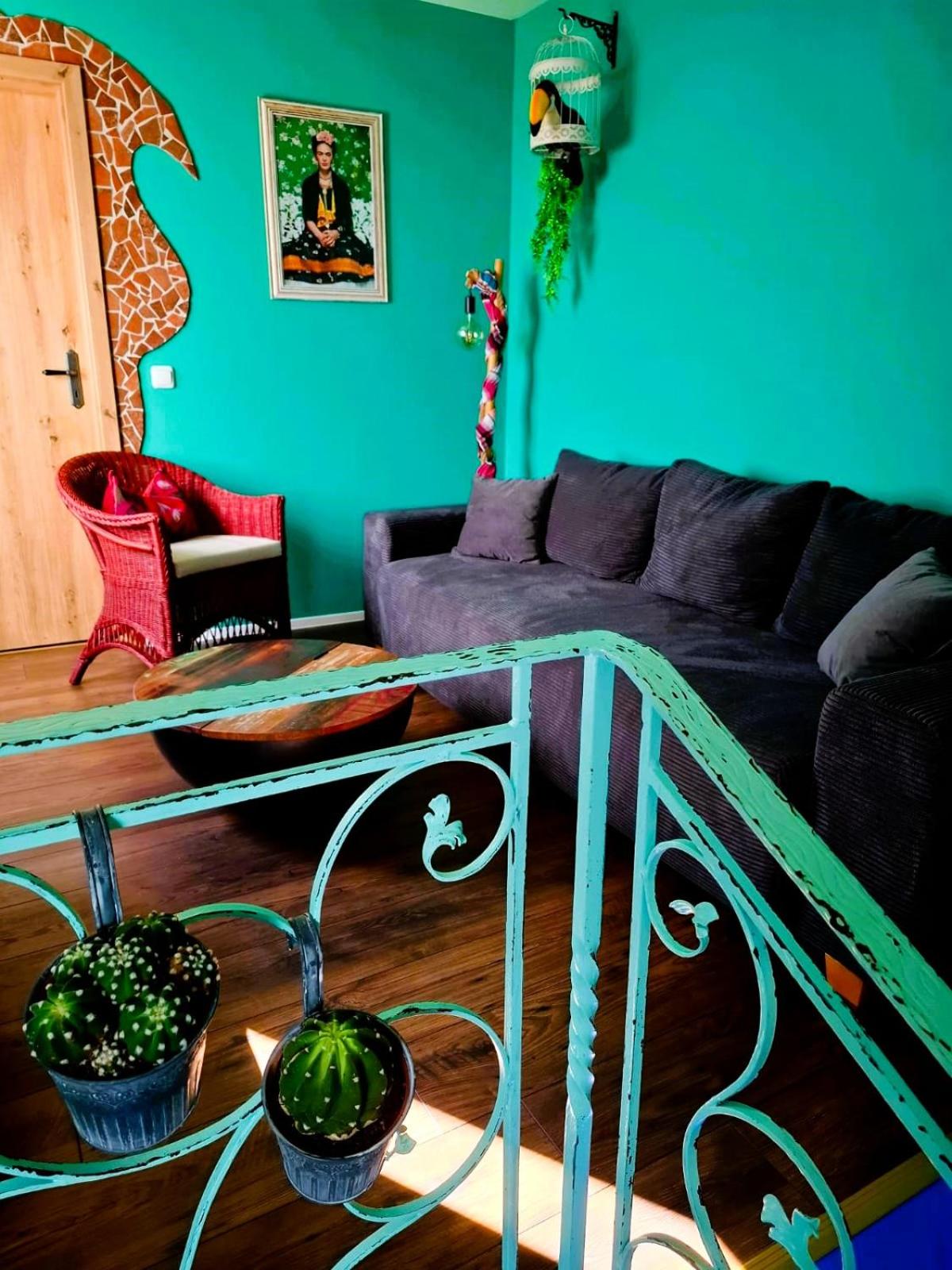 One-Bedroom Apartment photo 3
