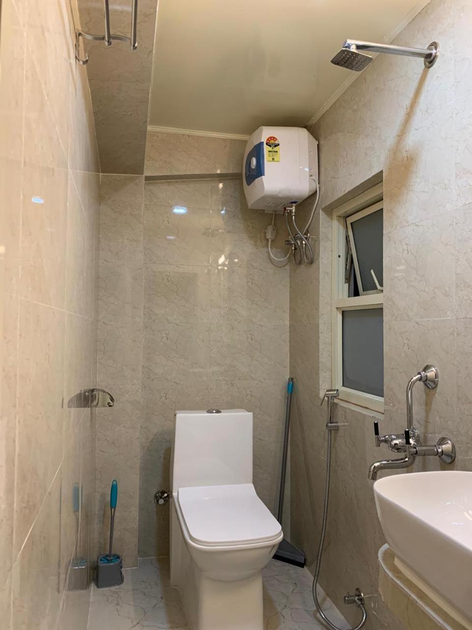 Two-Bedroom Apartment with Balcony photo 3