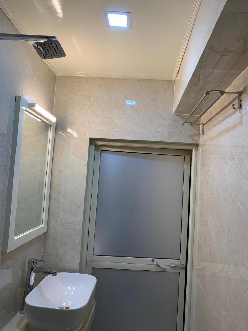 Deluxe Double Room with Balcony photo 3