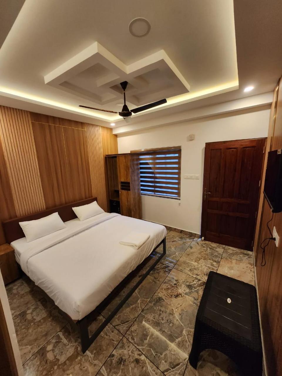 Double Room with Private Bathroom photo 2