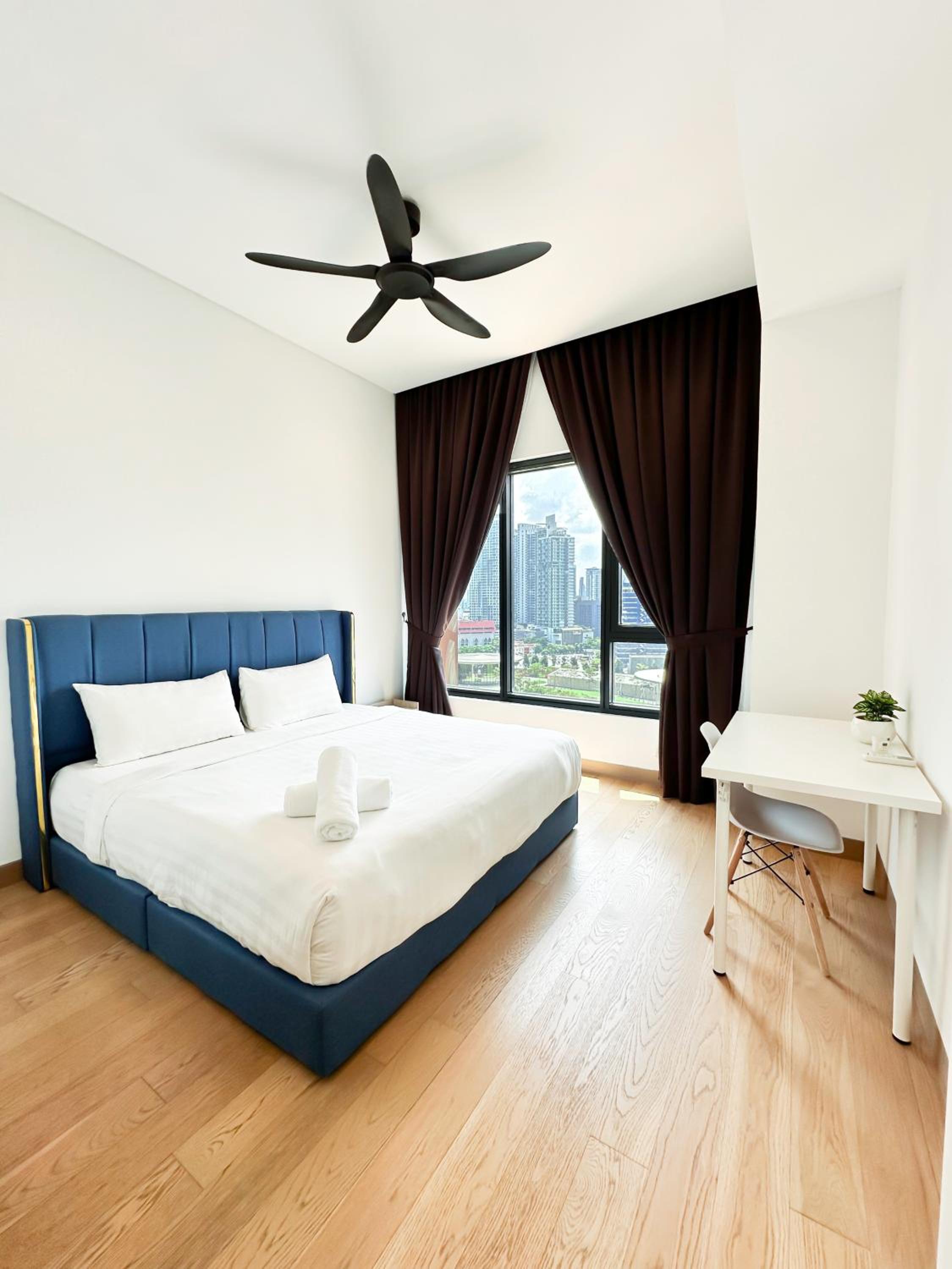 Double or Twin Room with City View