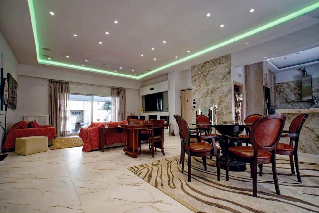 Two-Bedroom Villa photo 3