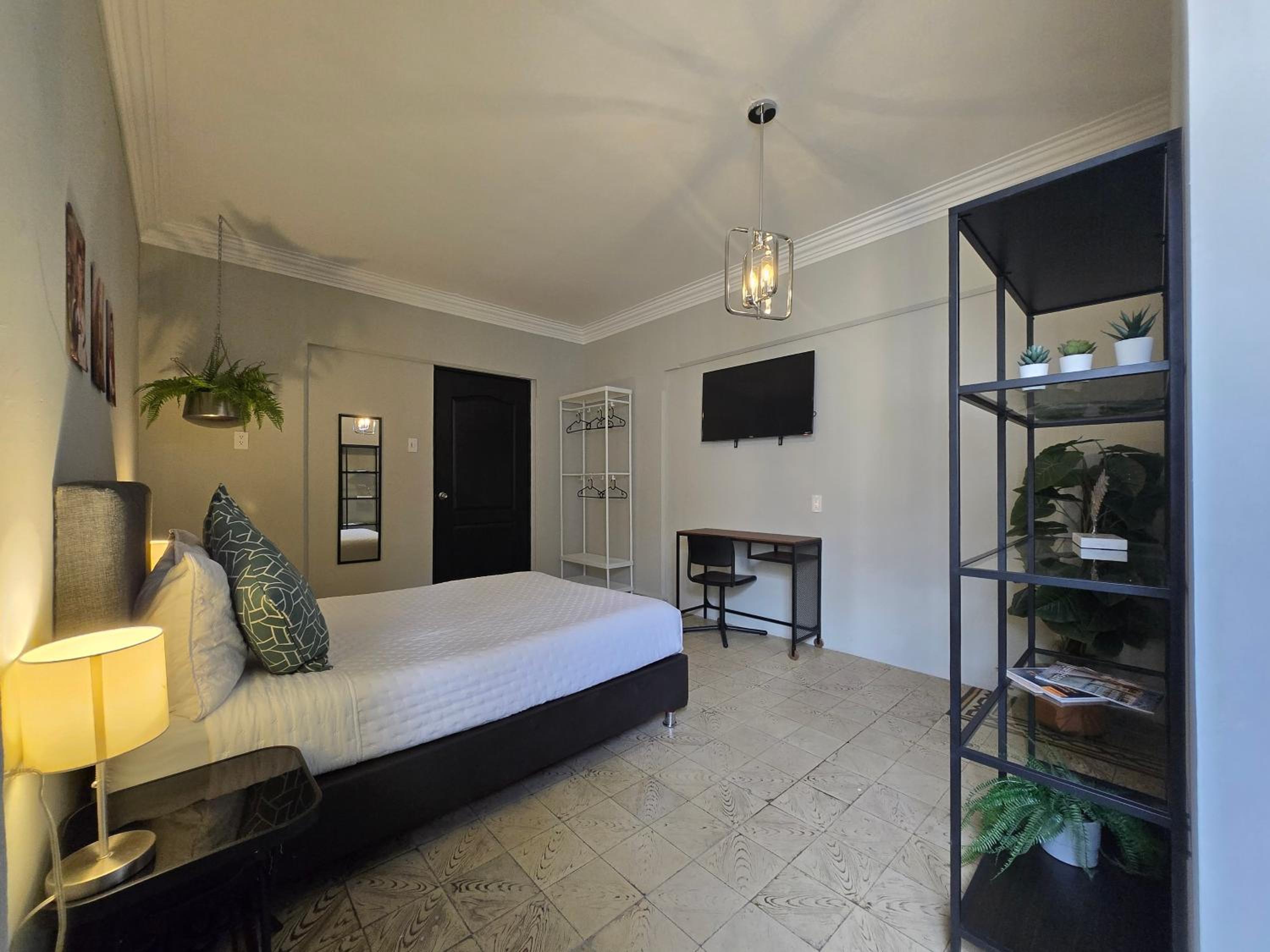 Deluxe Junior Suite - Photo 7