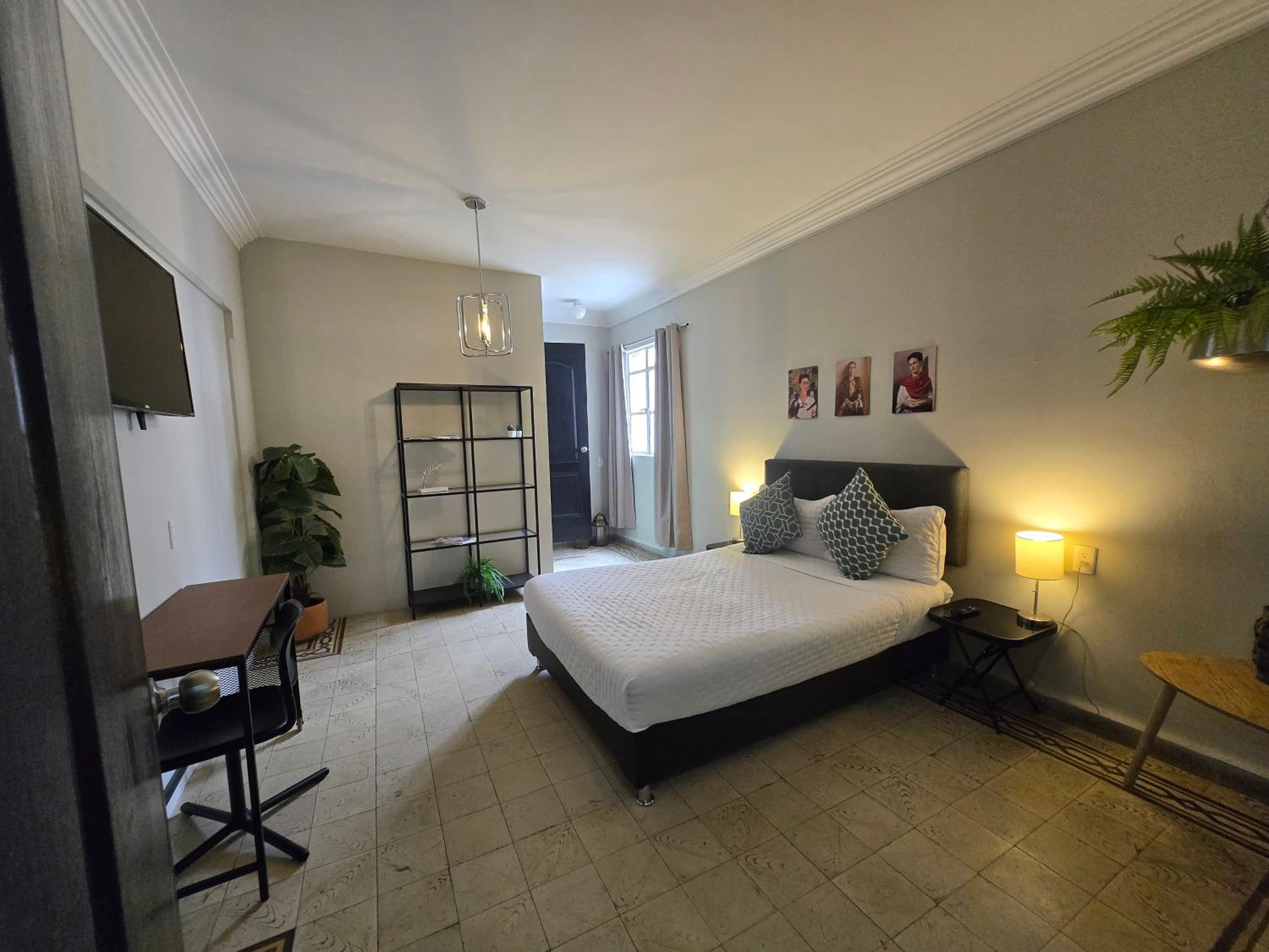 Deluxe Junior Suite - Photo 6