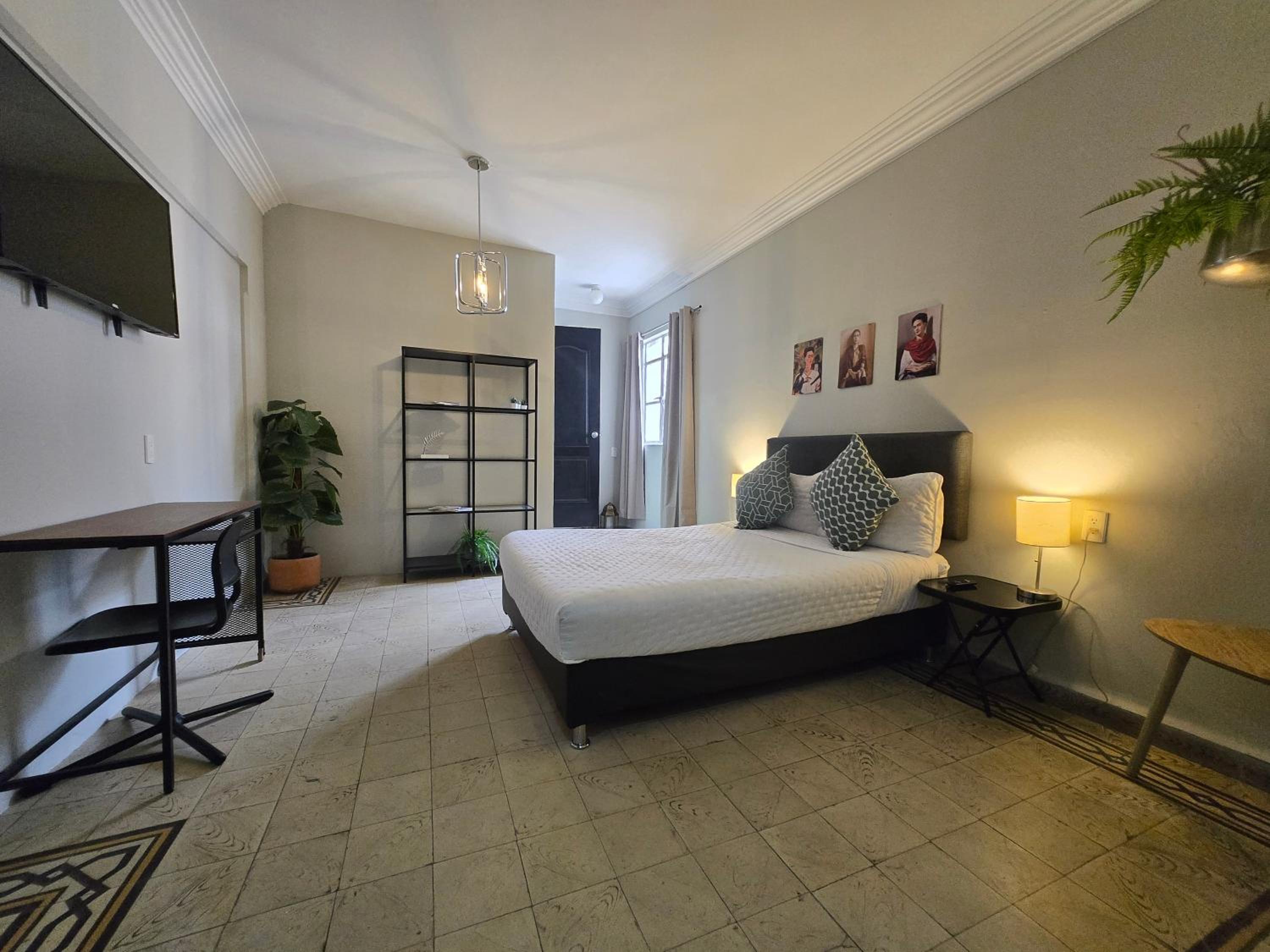 Deluxe Junior Suite - Photo 4