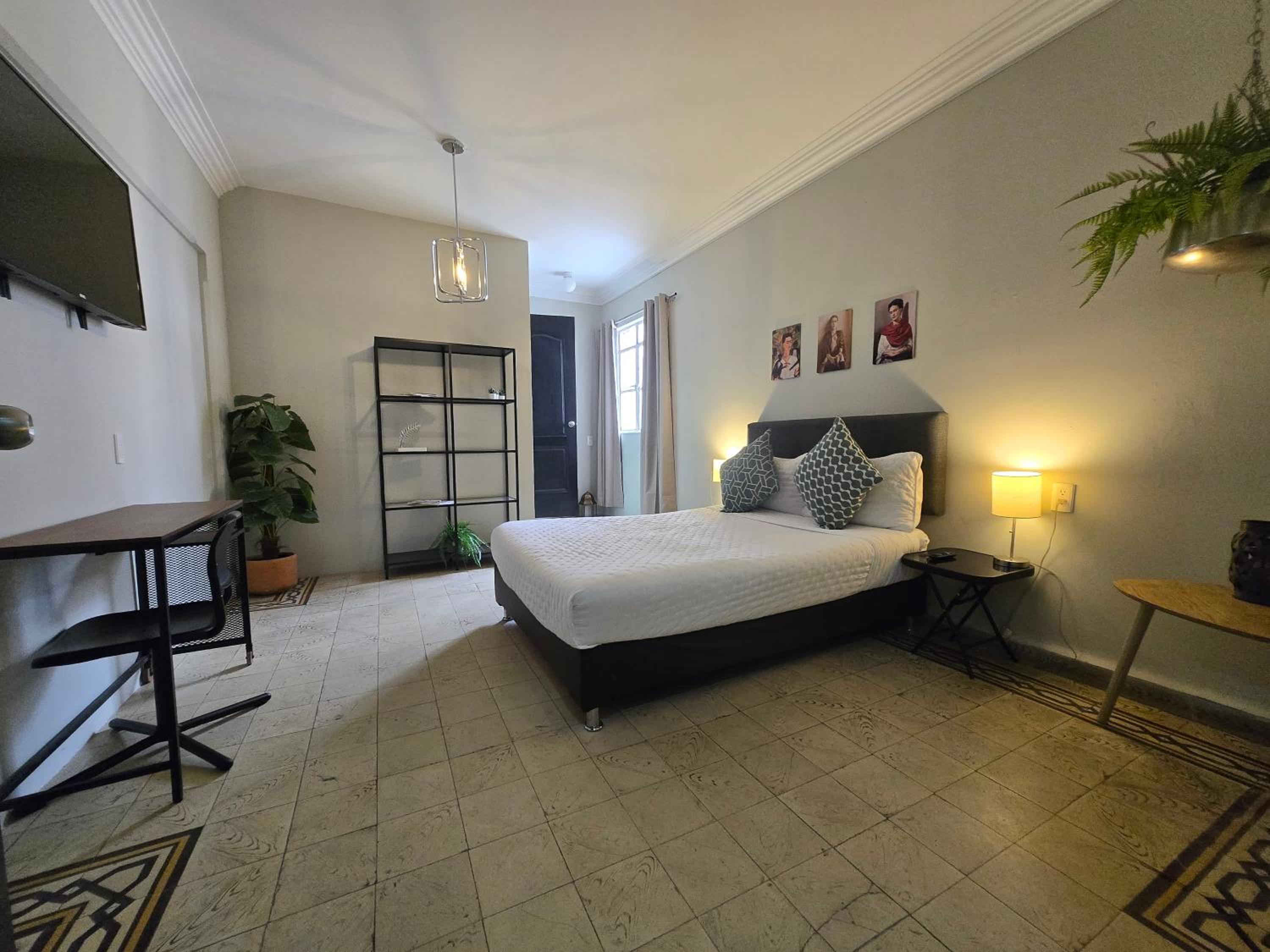 Deluxe Junior Suite - Photo 2