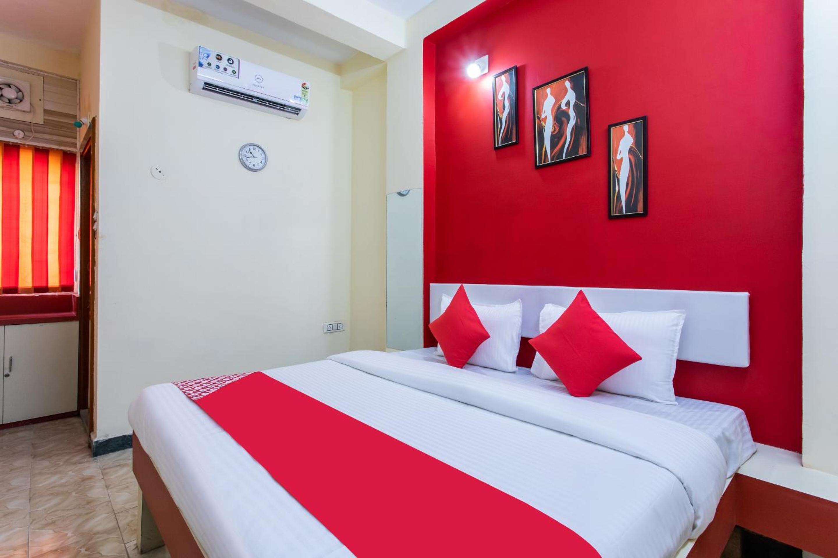 Standard Double Room - Photo 10