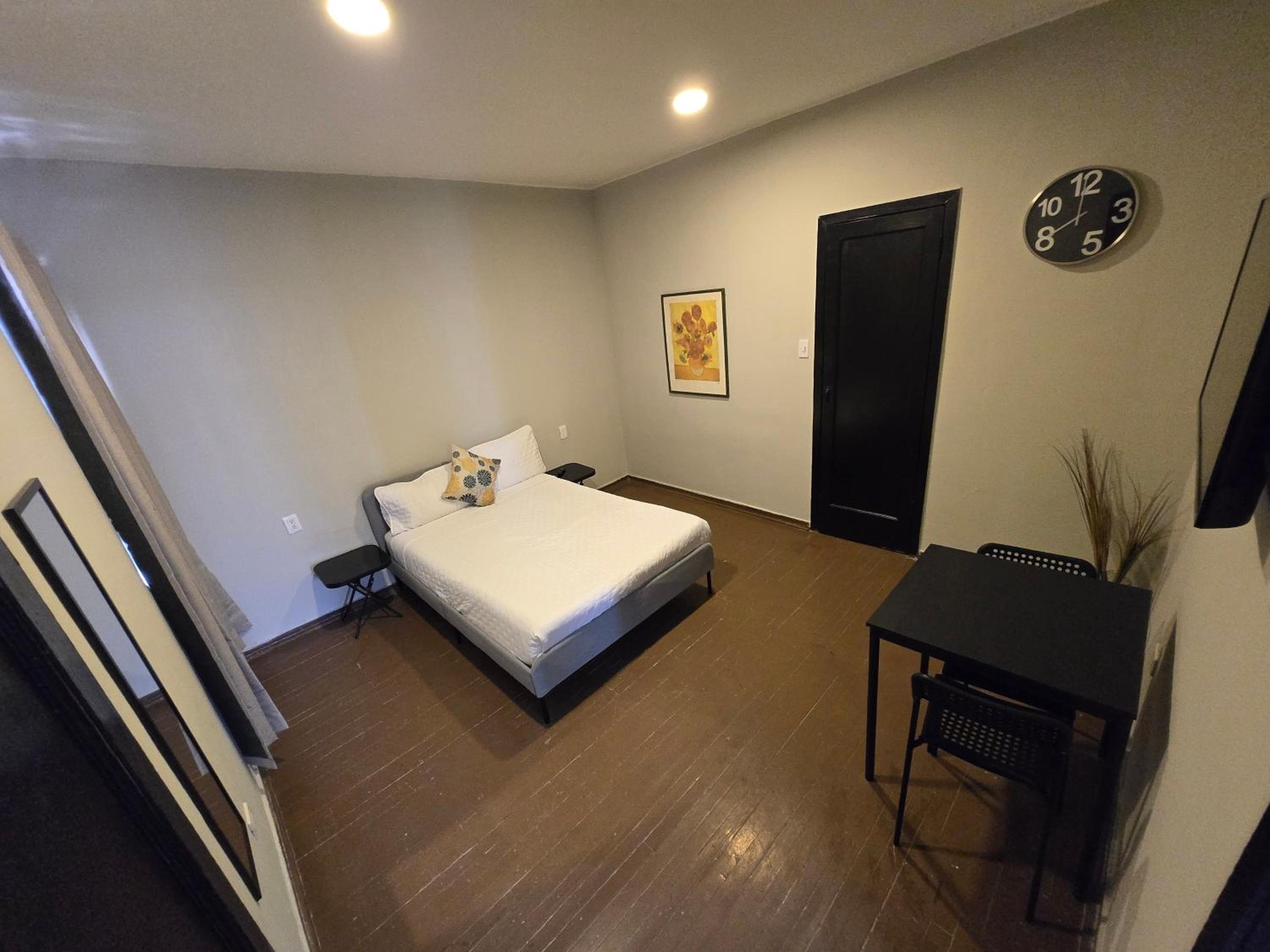 Family Double Room - Photo 29