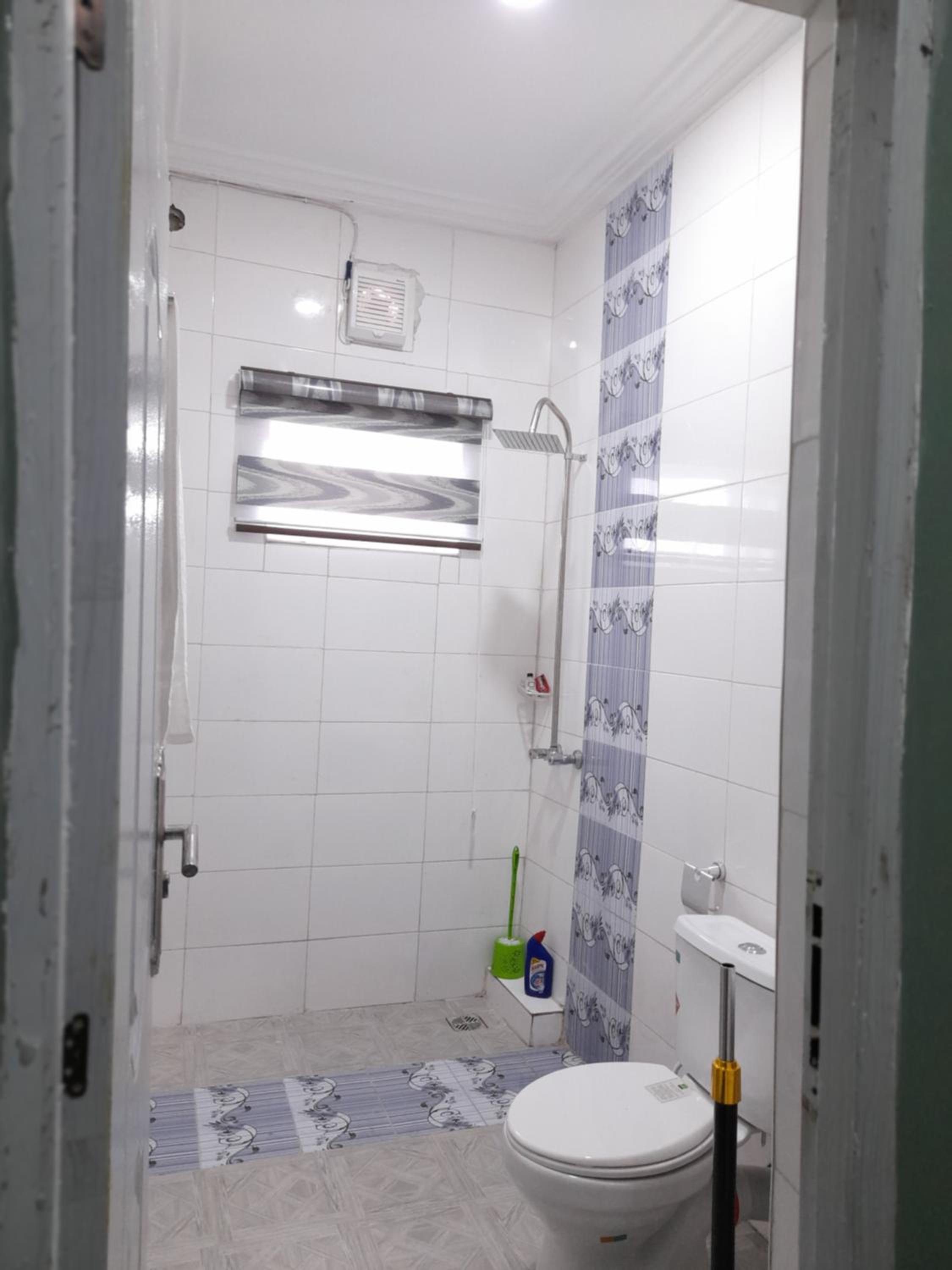 Family Two-Bedroom Apartment With View photo 2