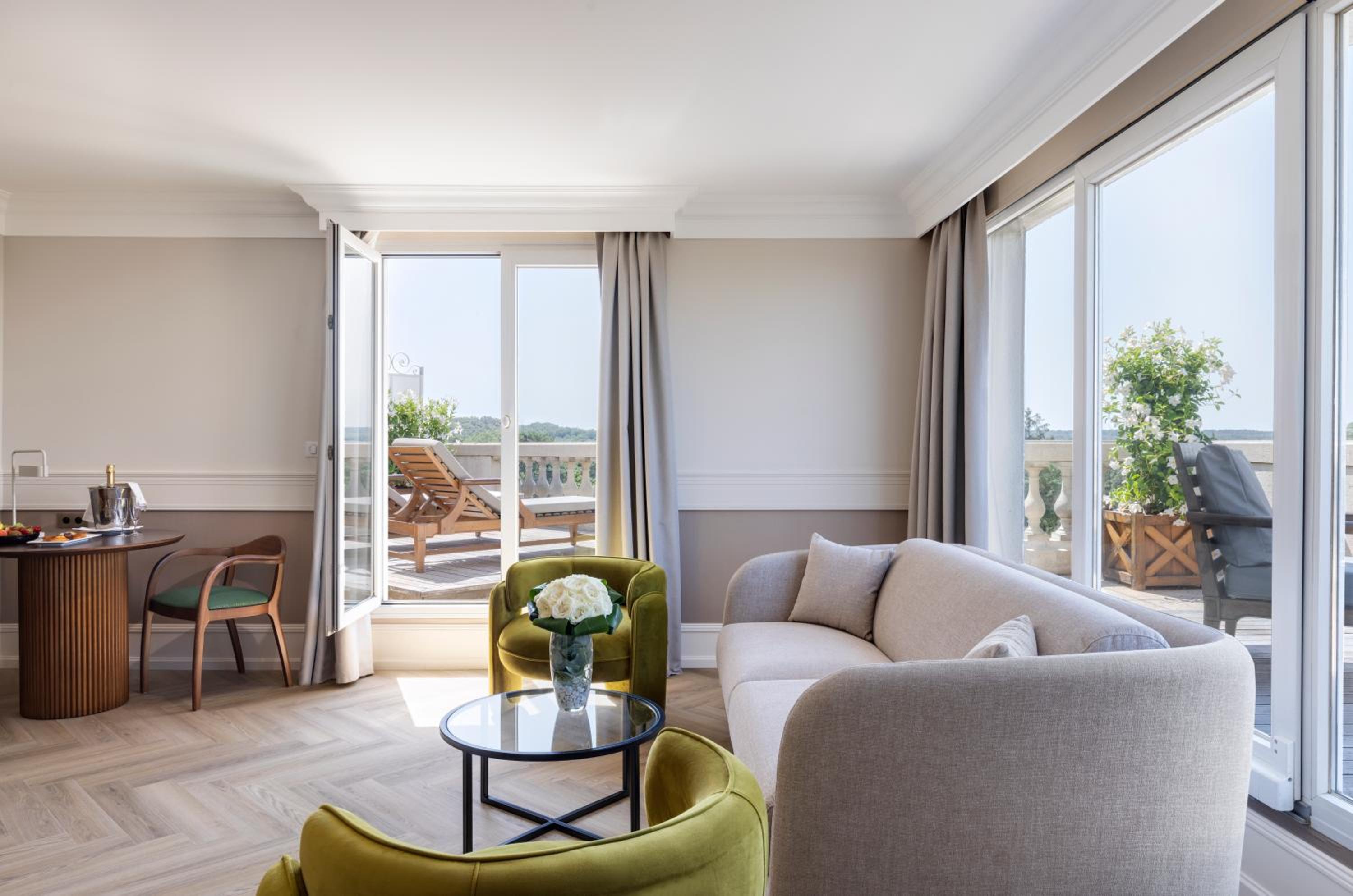 Suite photo