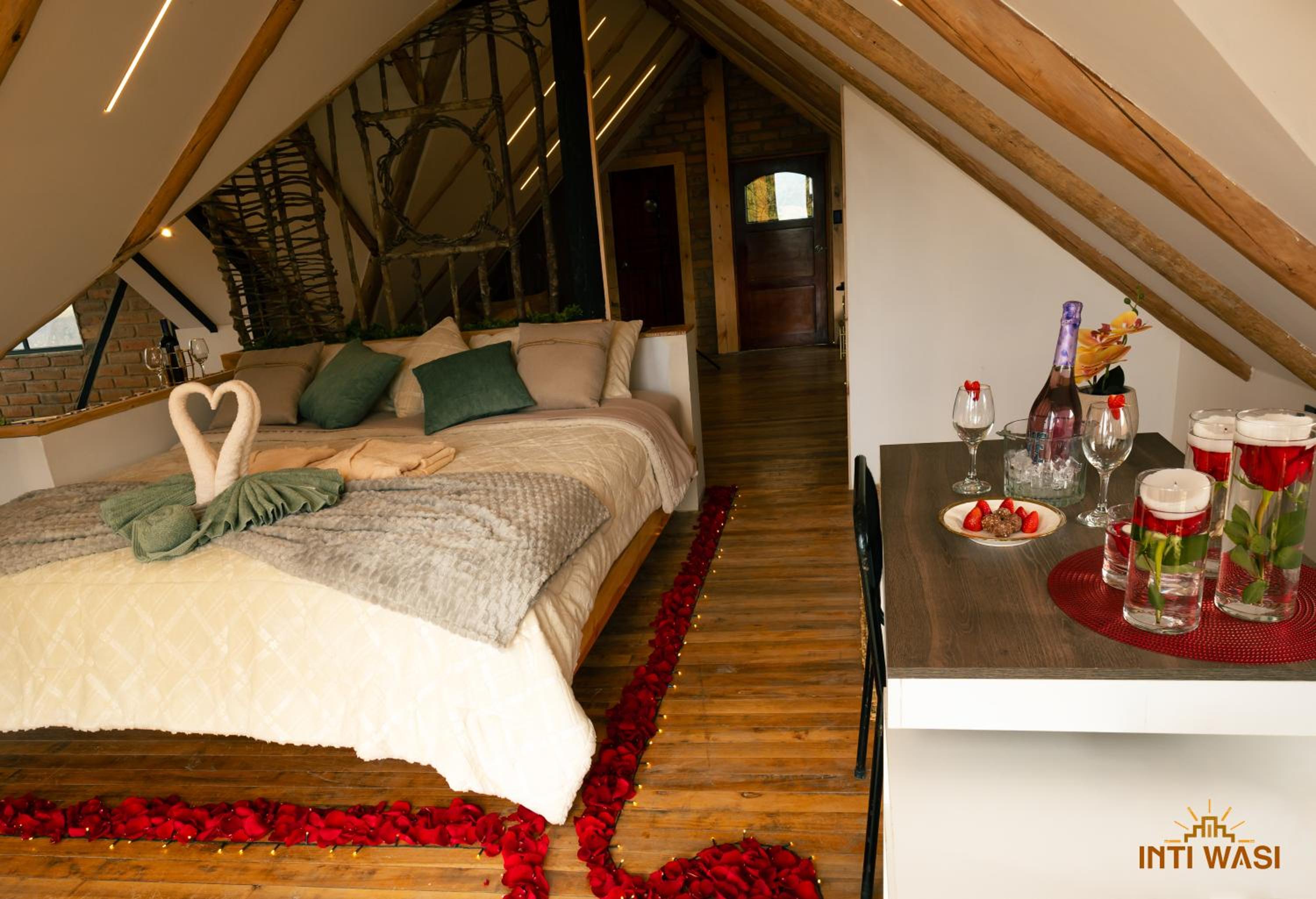 King Suite with Spa Bath photo 1